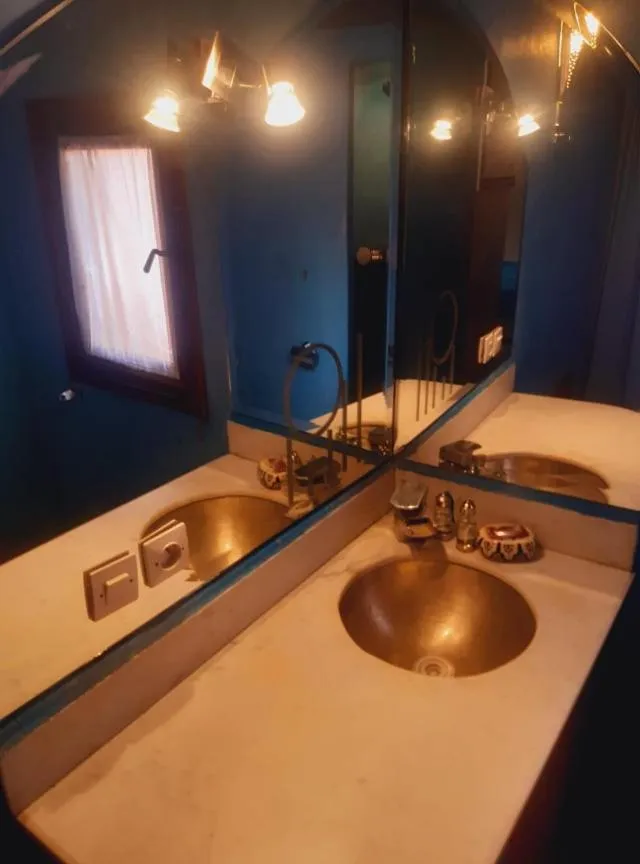 Bathroom in Riad Chalymar