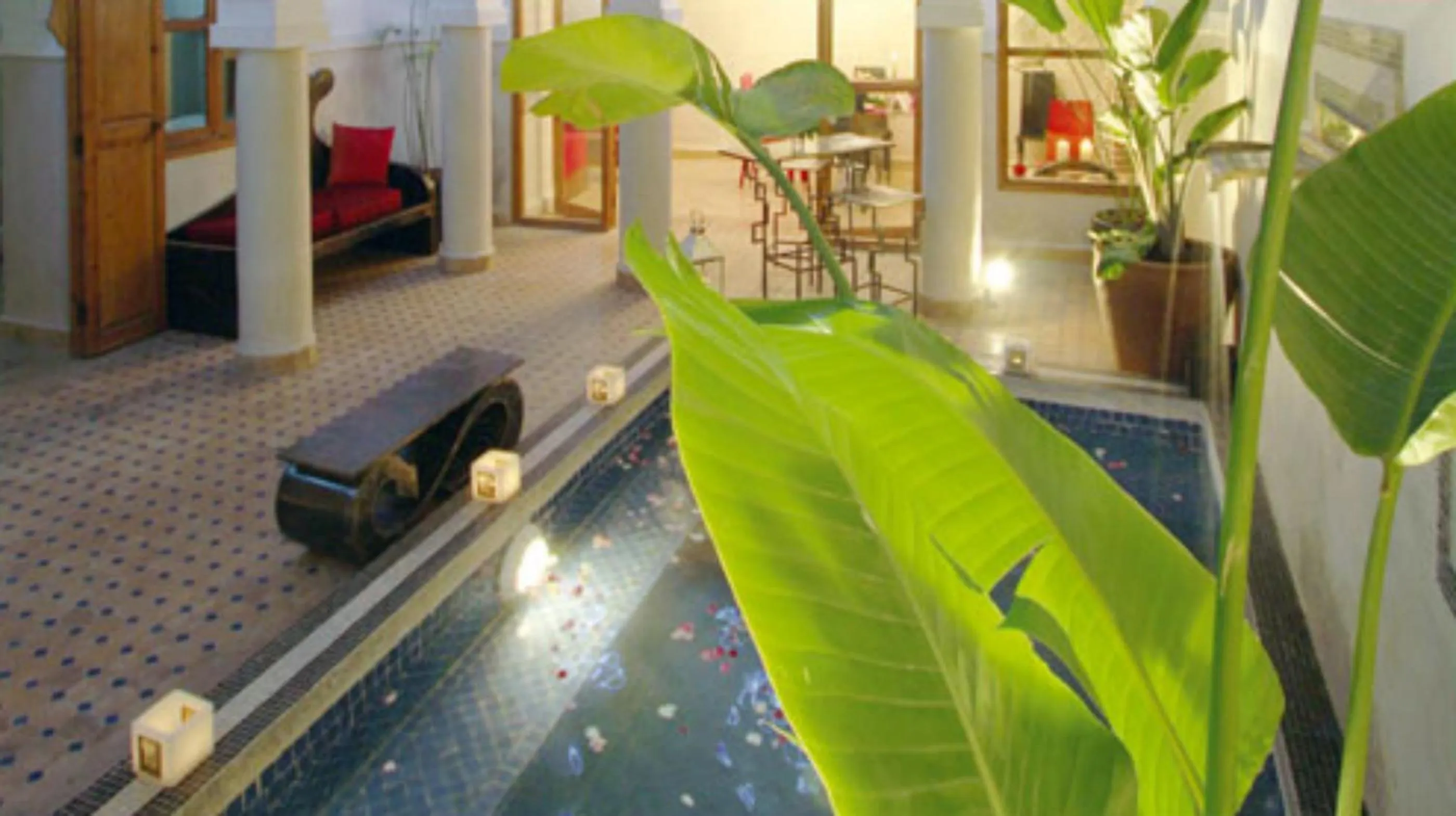 Swimming pool in Riad Chalymar