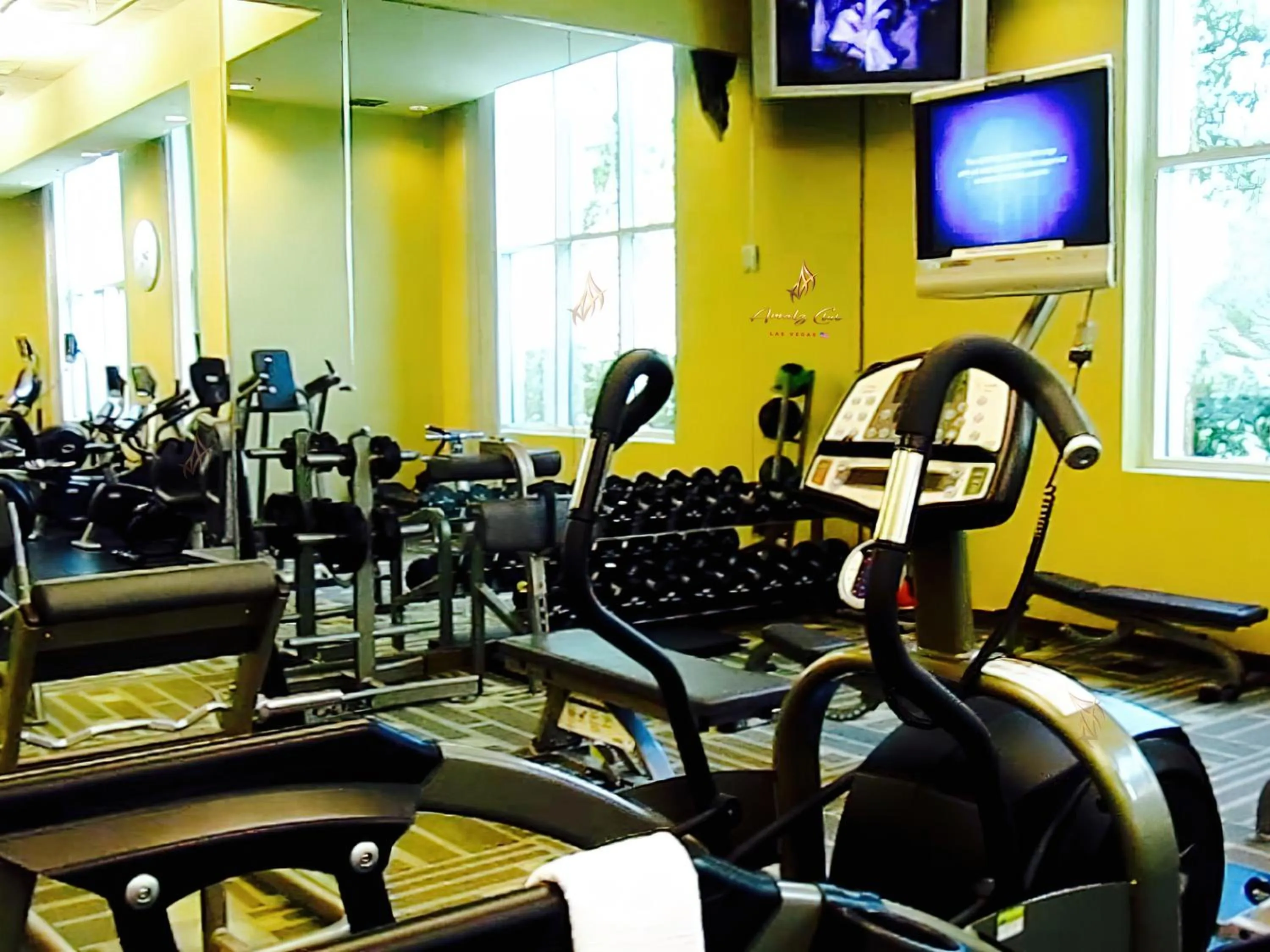 Spa and wellness centre/facilities in Amalz 2 Bedroom 3 Bathroom Balcony Suites at Mgm Signature !