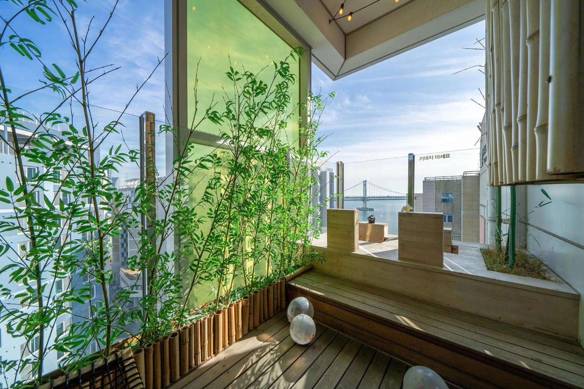 Balcony/Terrace in Gwanganli The Club Hotel