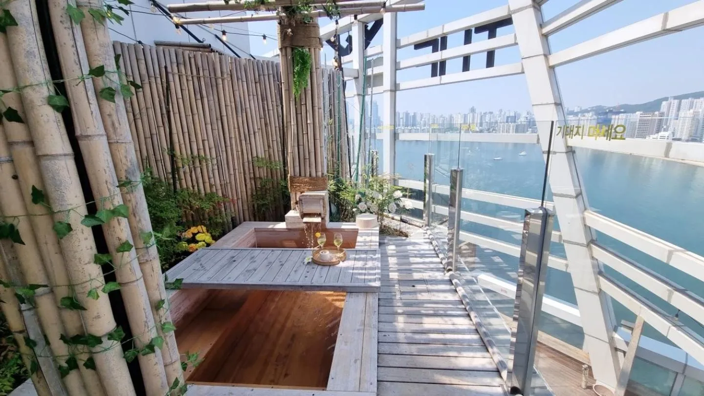 Gwanganli The Club Hotel