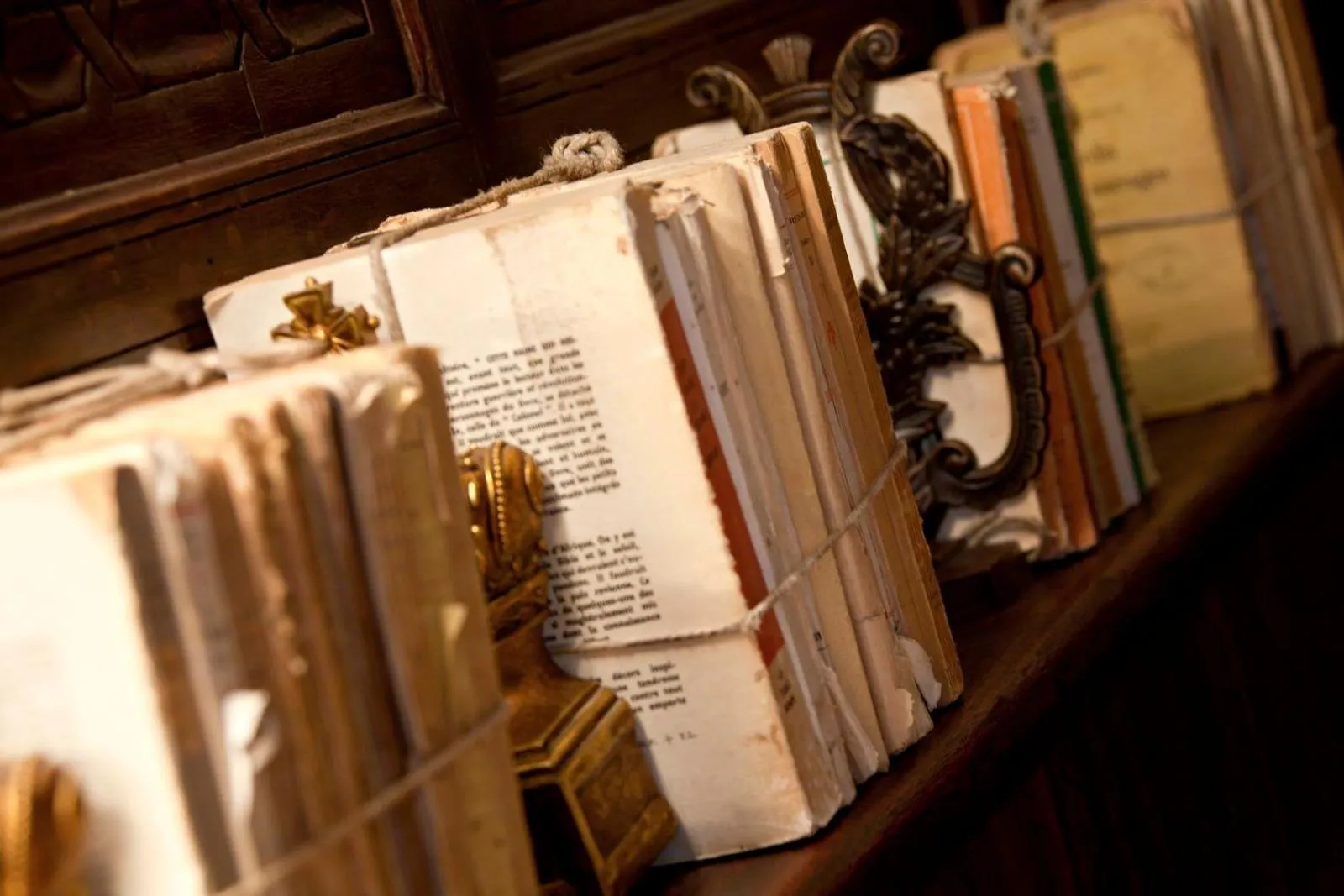 Decorative detail in Villa De L'Ô