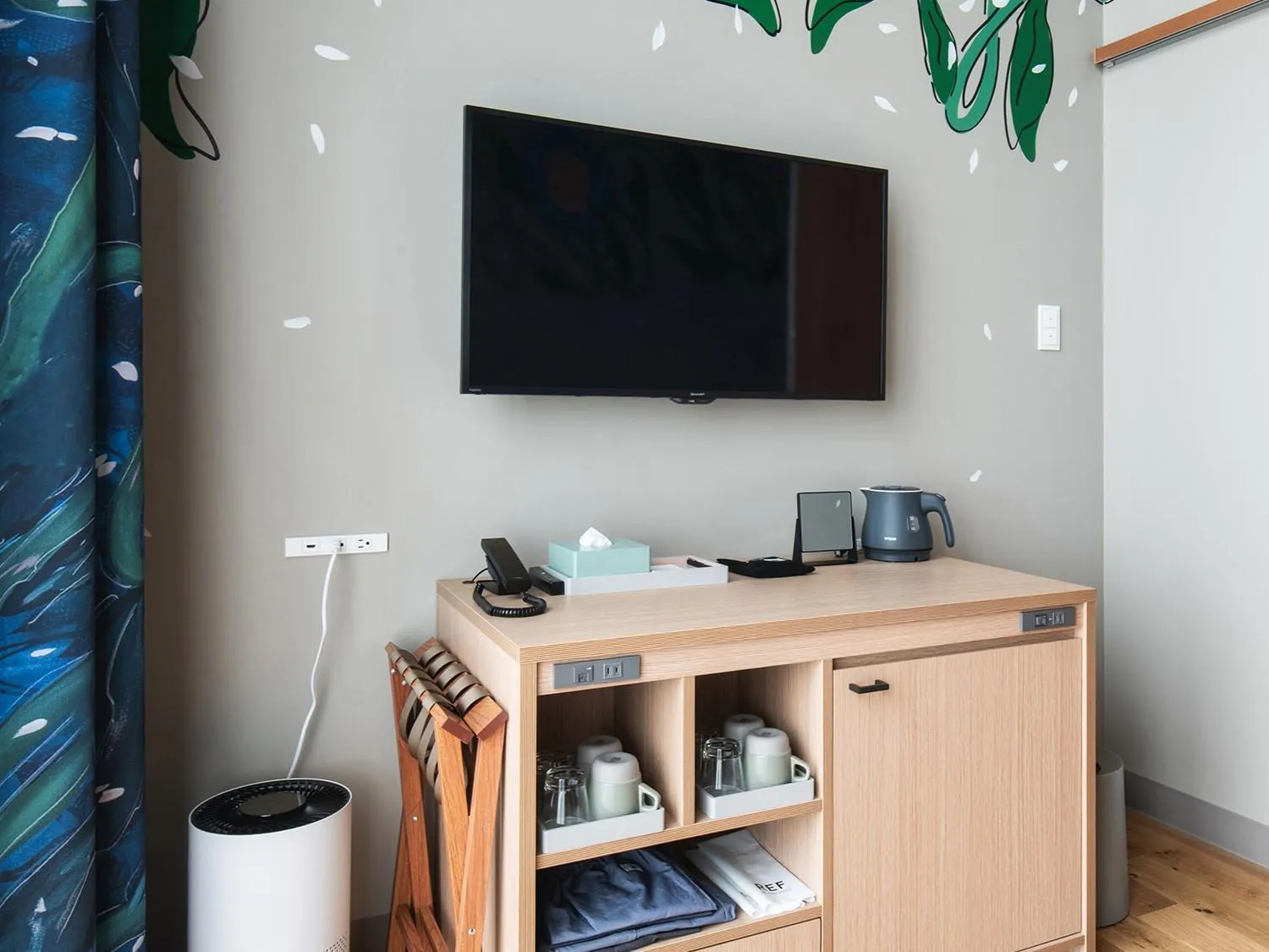 TV and multimedia in REF Okinawa Arena by VESSEL HOTELS