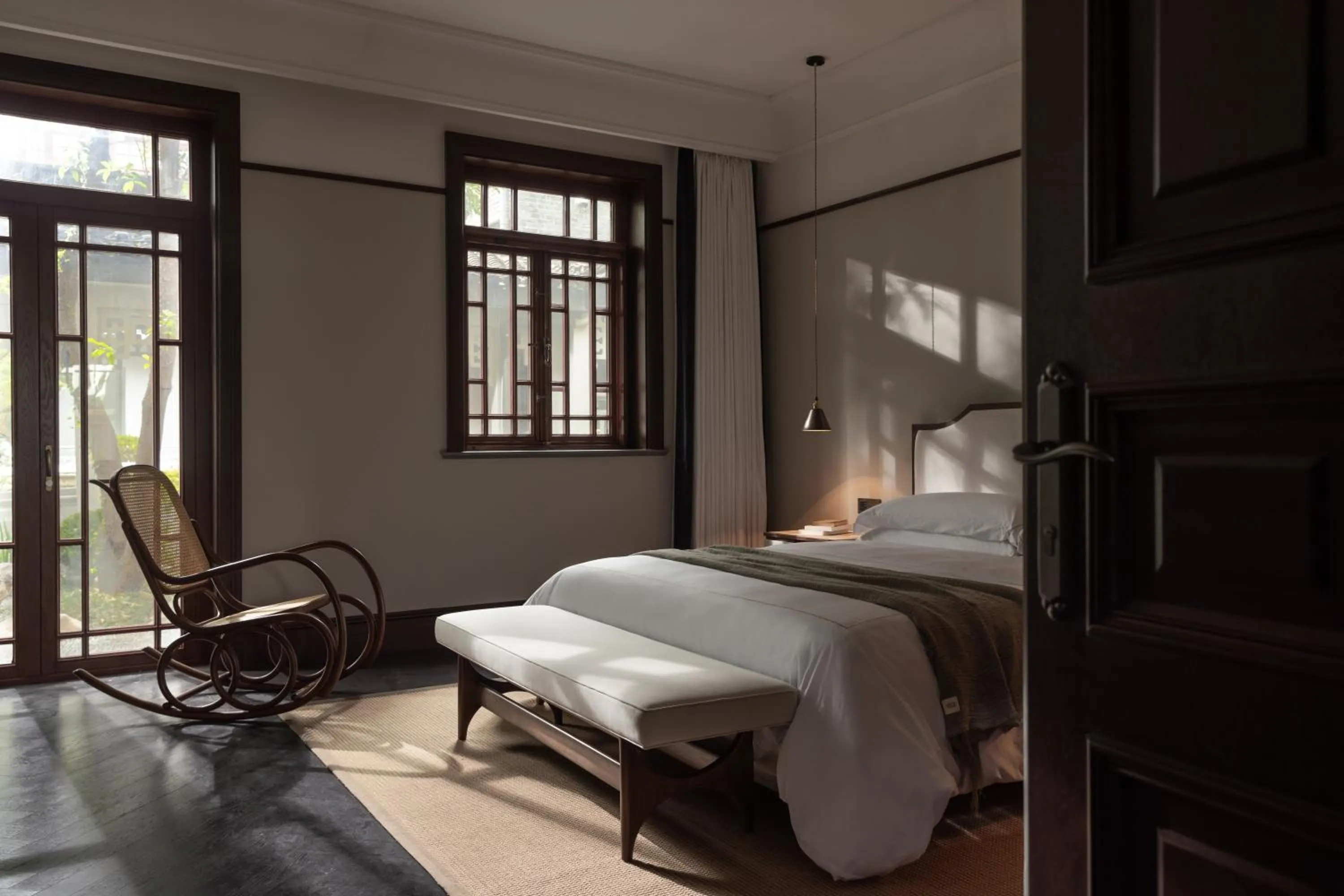 Bed in Hangzhou Qiushui Villa