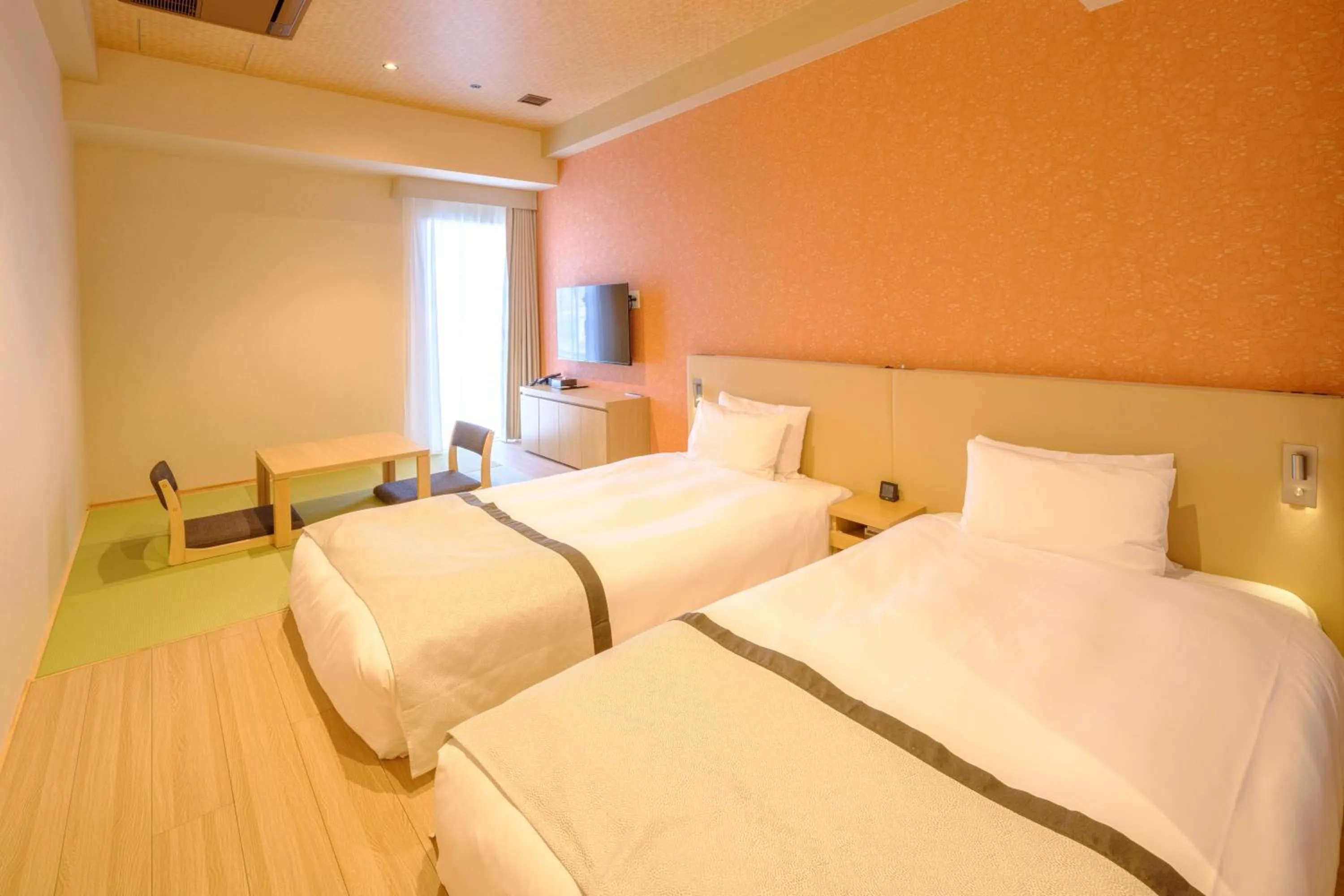 Bed in Tosei Hotel Cocone Tsukiji Ginza Premier