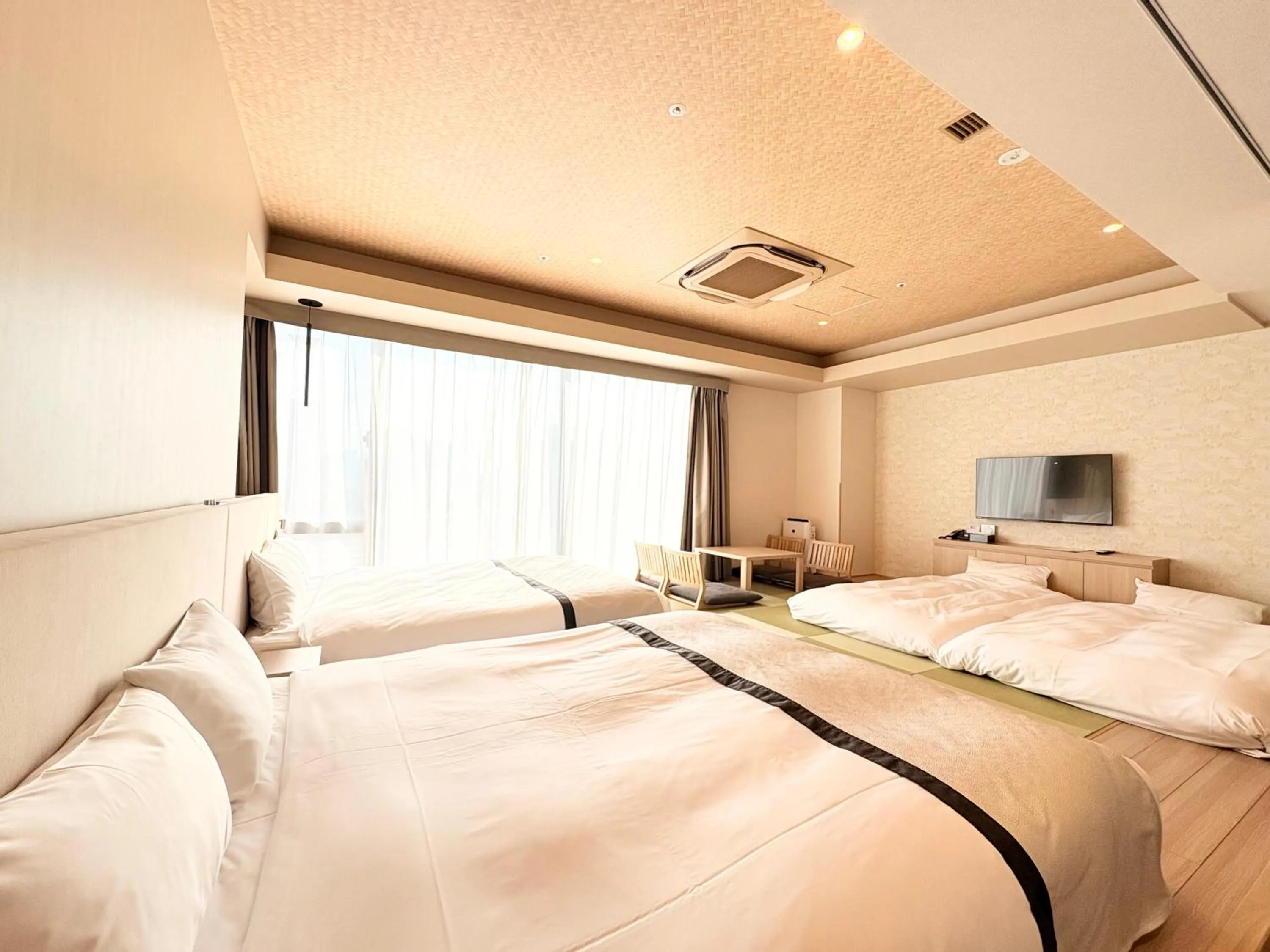 Bed in Tosei Hotel Cocone Tsukiji Ginza Premier