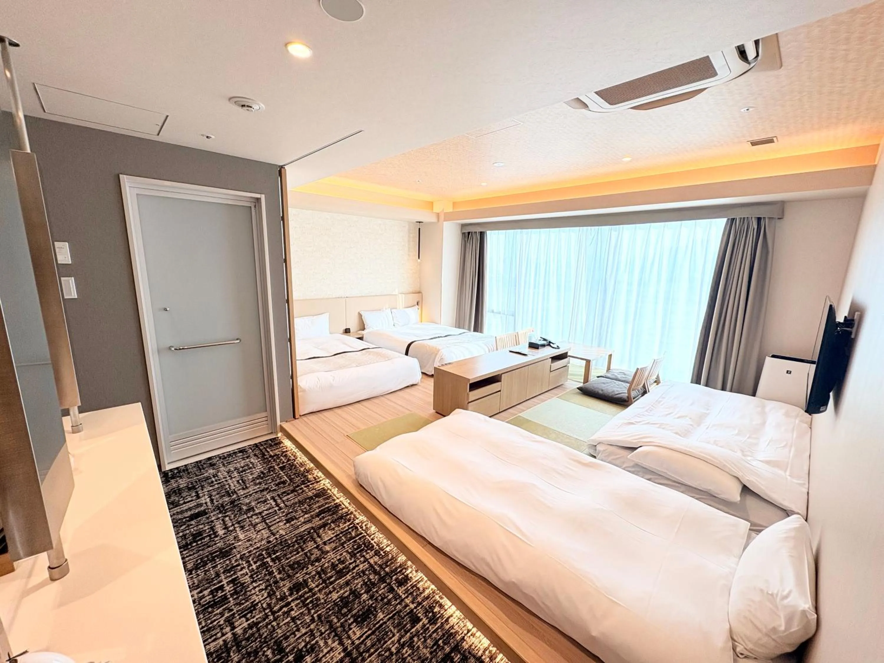 Bed in Tosei Hotel Cocone Tsukiji Ginza Premier