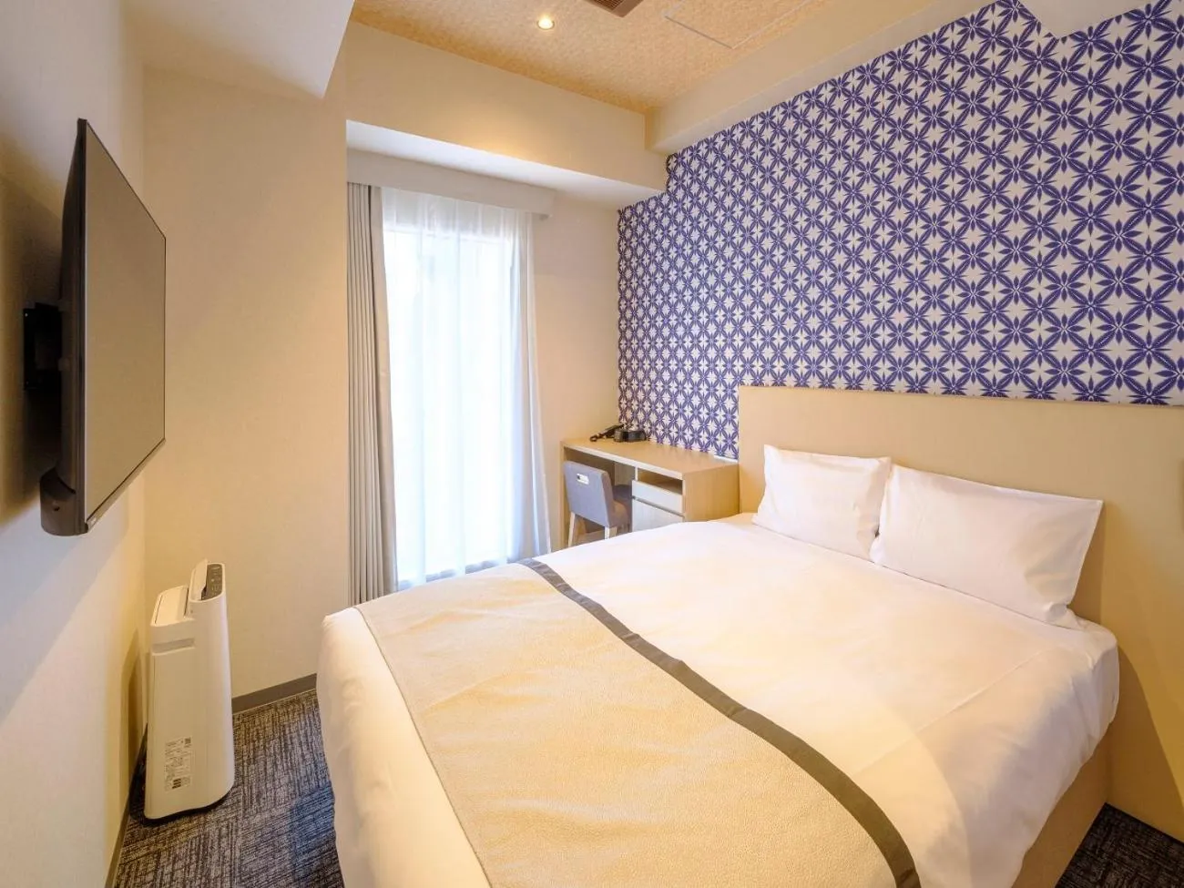 Bed in Tosei Hotel Cocone Tsukiji Ginza Premier