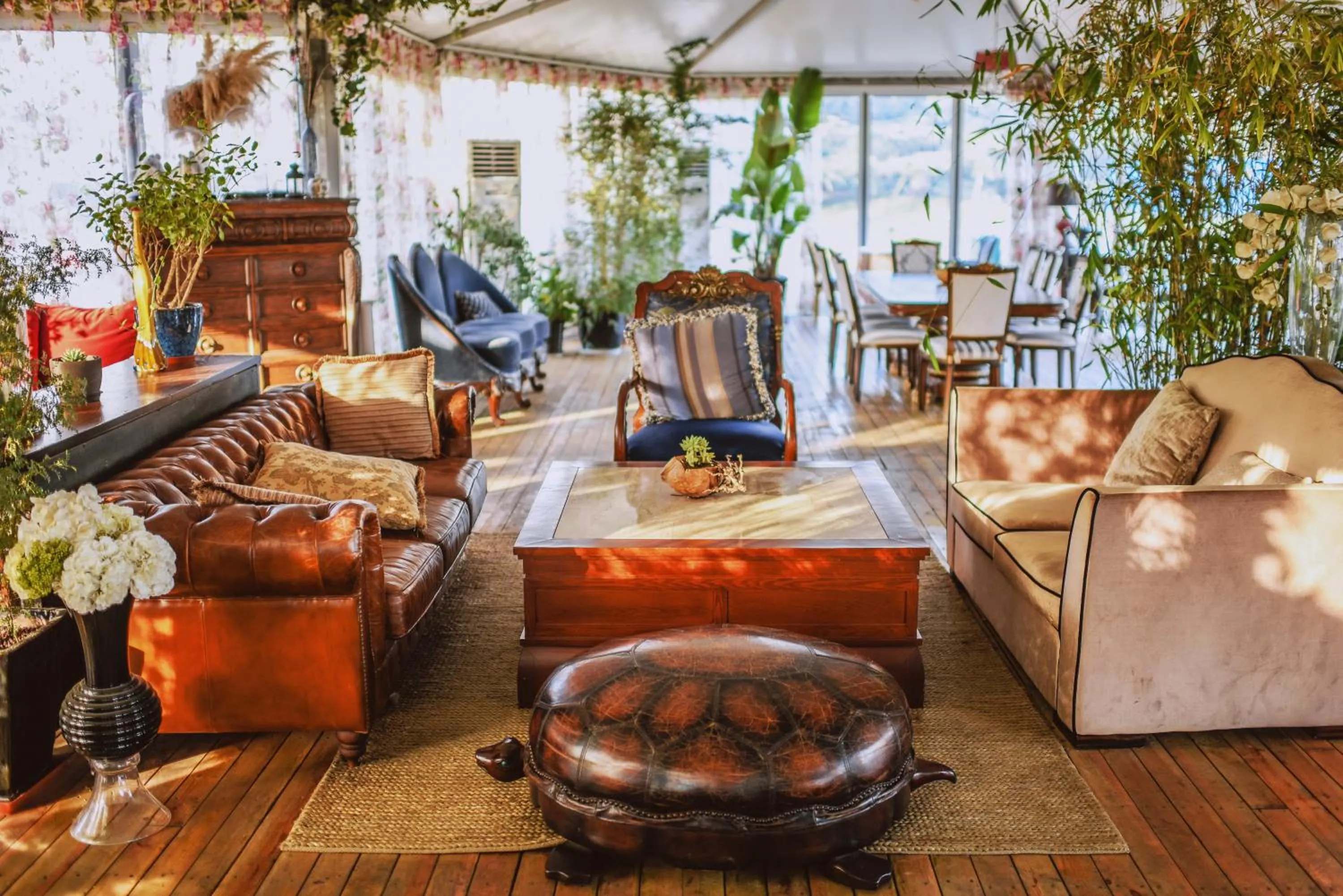 Coffee/tea facilities in Zhi Resort Beijing&Peafowl Garden&Breakfast with Deer&Private Hot Spring&50 Meter Swimming Pool&Free Coffee&Close to Olympic Forest Park