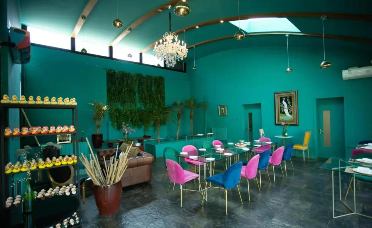 Banquet/Function facilities in Zhi Resort Beijing&Peafowl Garden&Breakfast with Deer&Private Hot Spring&50 Meter Swimming Pool&Free Coffee&Close to Olympic Forest Park