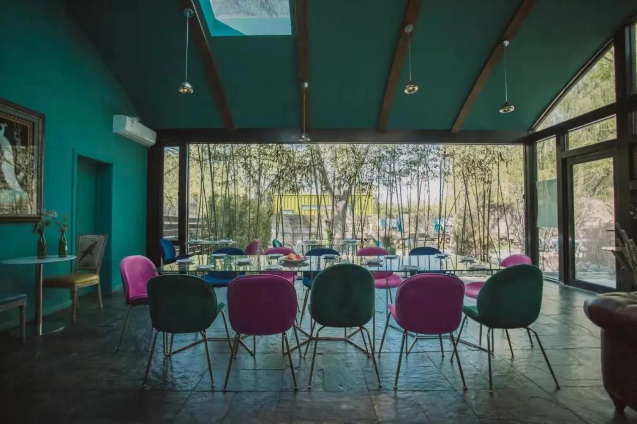 Banquet/Function facilities in Zhi Resort Beijing&Peafowl Garden&Breakfast with Deer&Private Hot Spring&50 Meter Swimming Pool&Free Coffee&Close to Olympic Forest Park