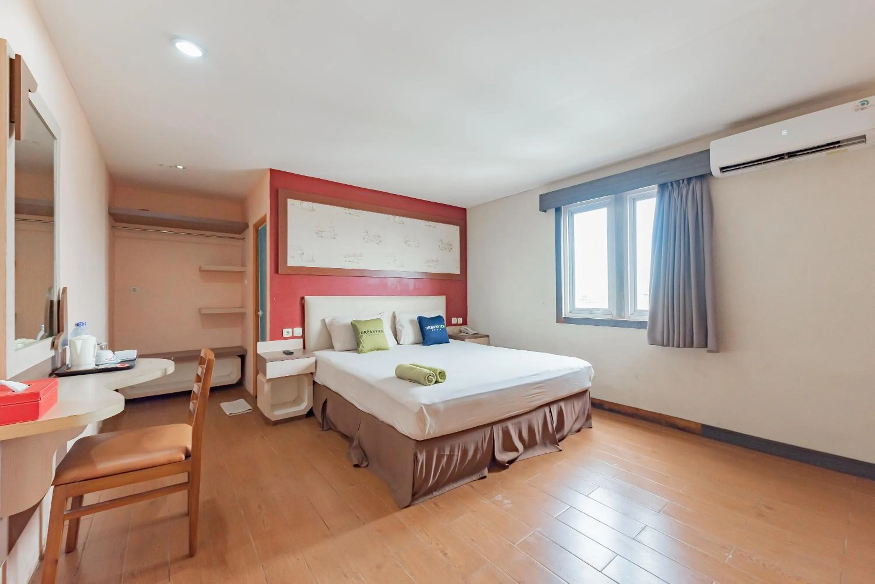 Bedroom, Bed in Urbanview Hotel Onyx Ketapang by RedDoorz