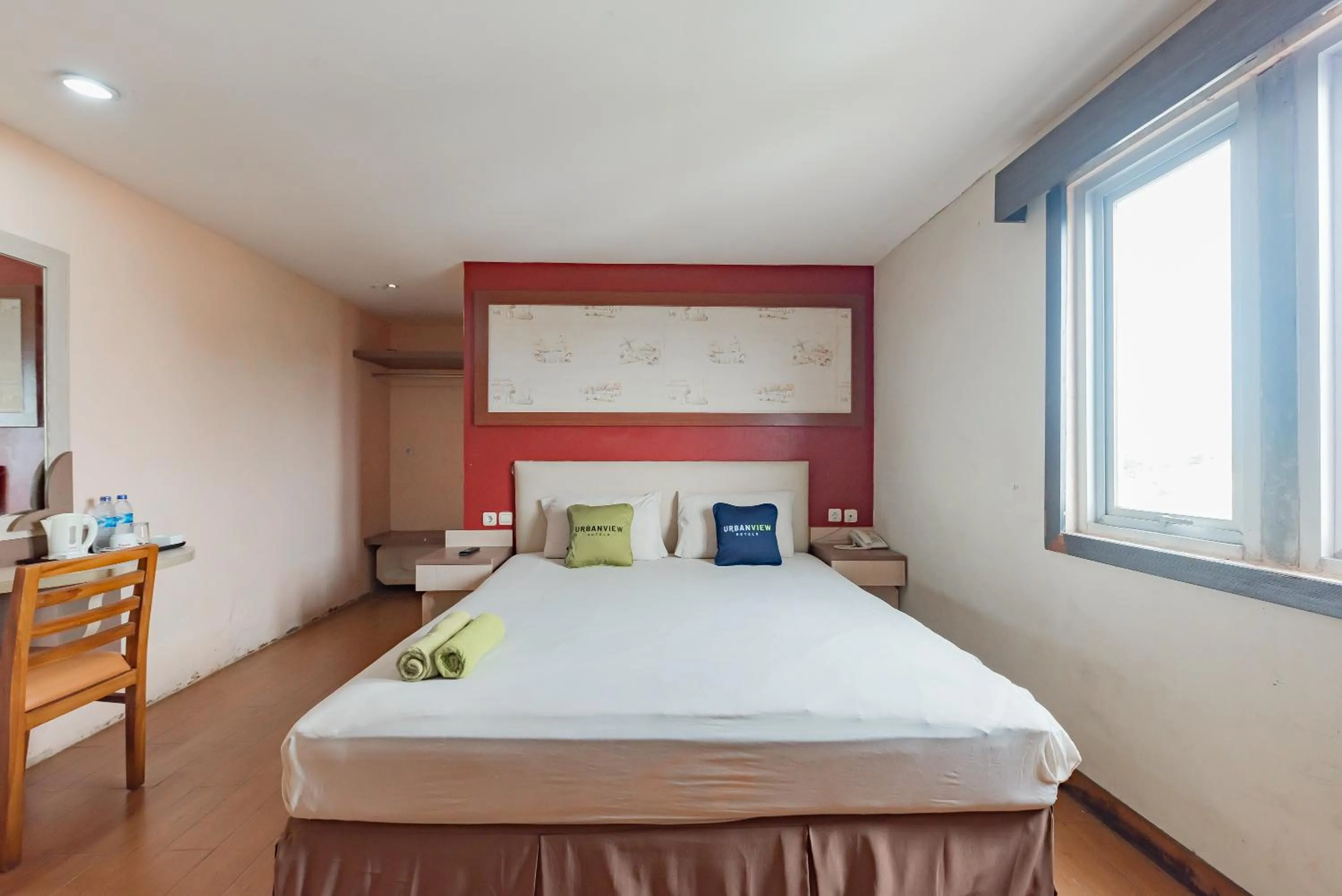 Bedroom, Bed in Urbanview Hotel Onyx Ketapang by RedDoorz