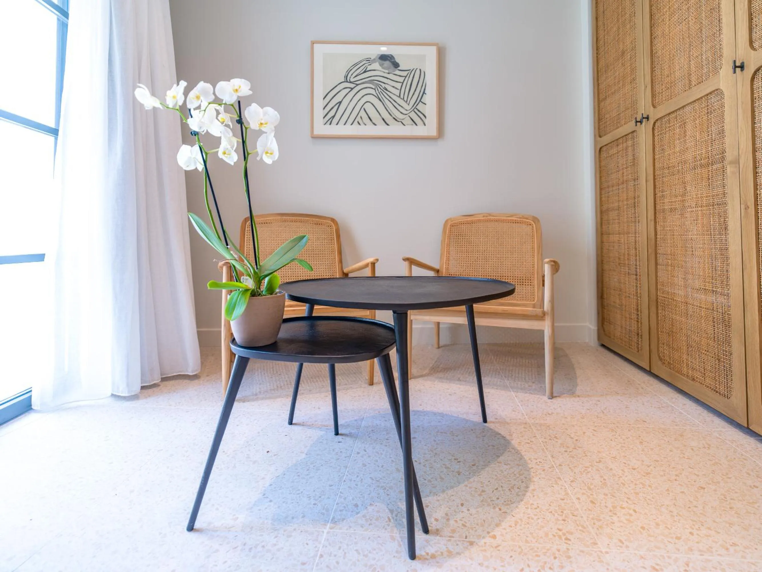 Seating area in Argostoli Essence Suites