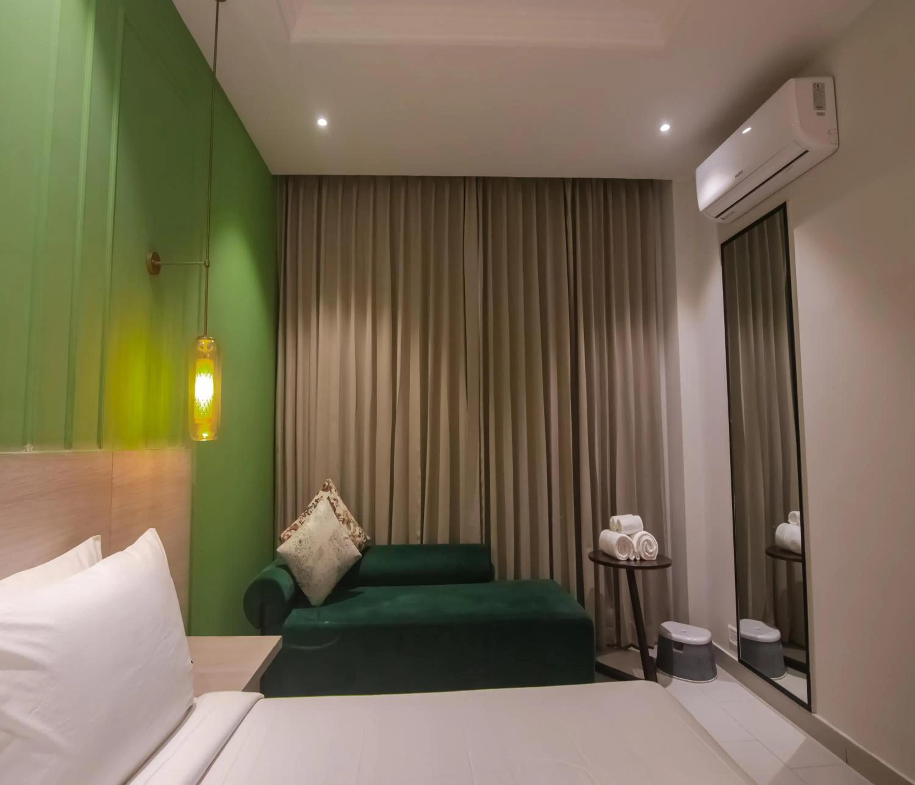 Bed in Hotel Wonder Hills,Har ki Pauri Road Haridwar