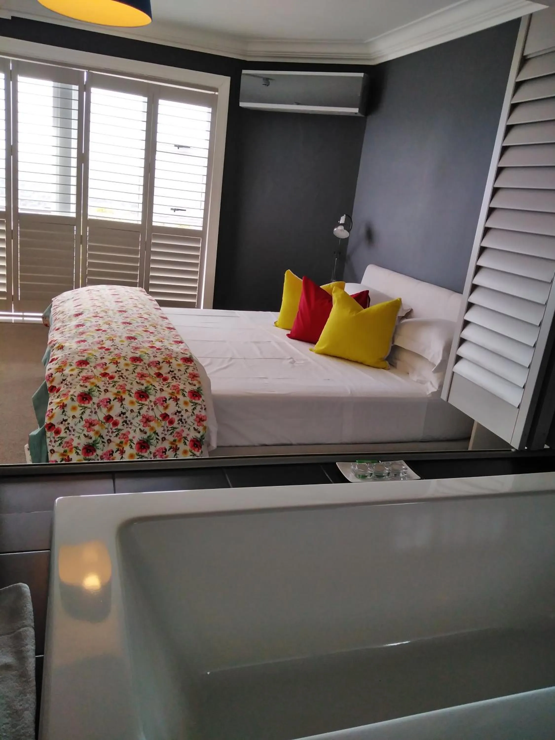 Bedroom, Bed in Chocolate Box Guesthouse