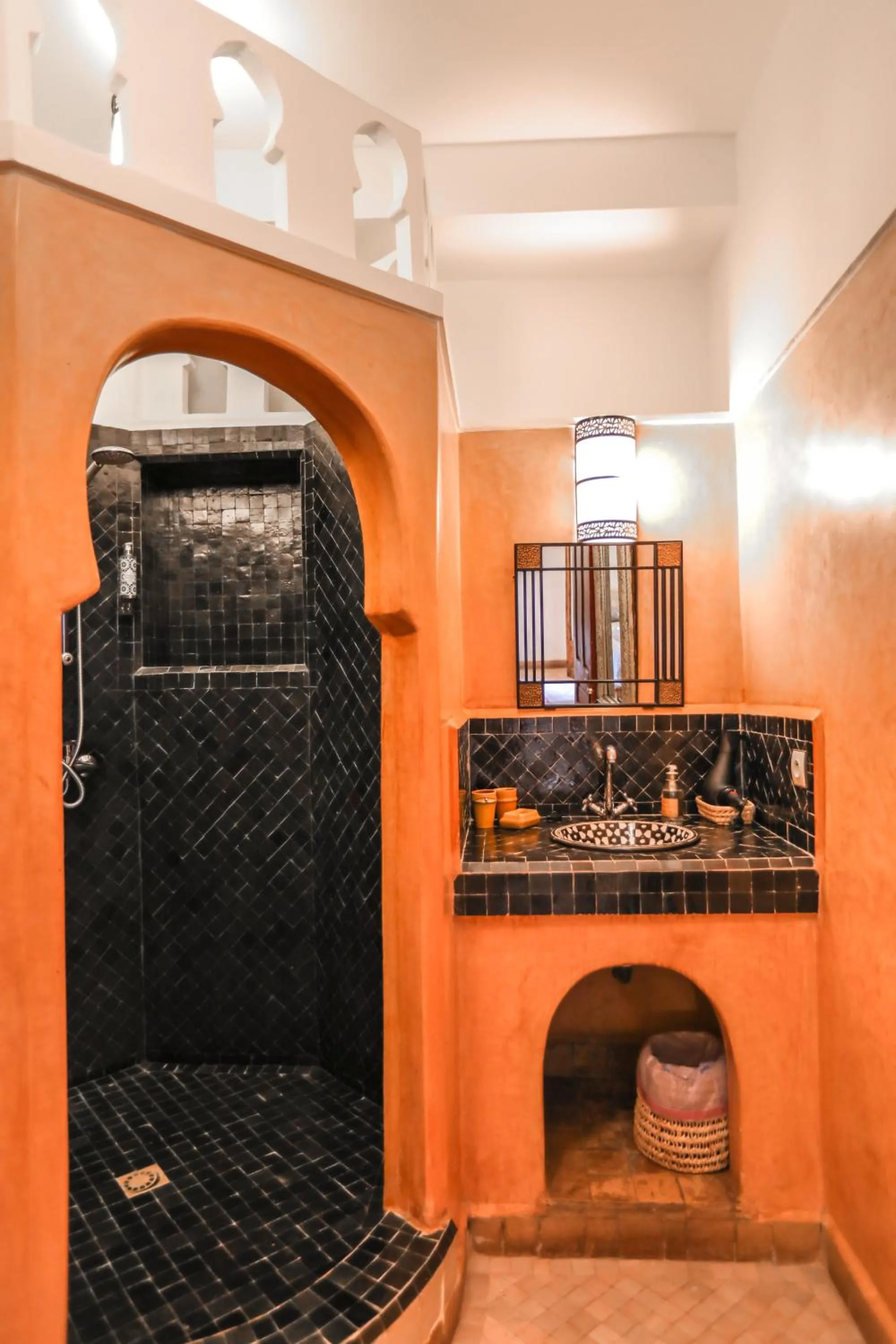 Shower in Riad Anya & SPA