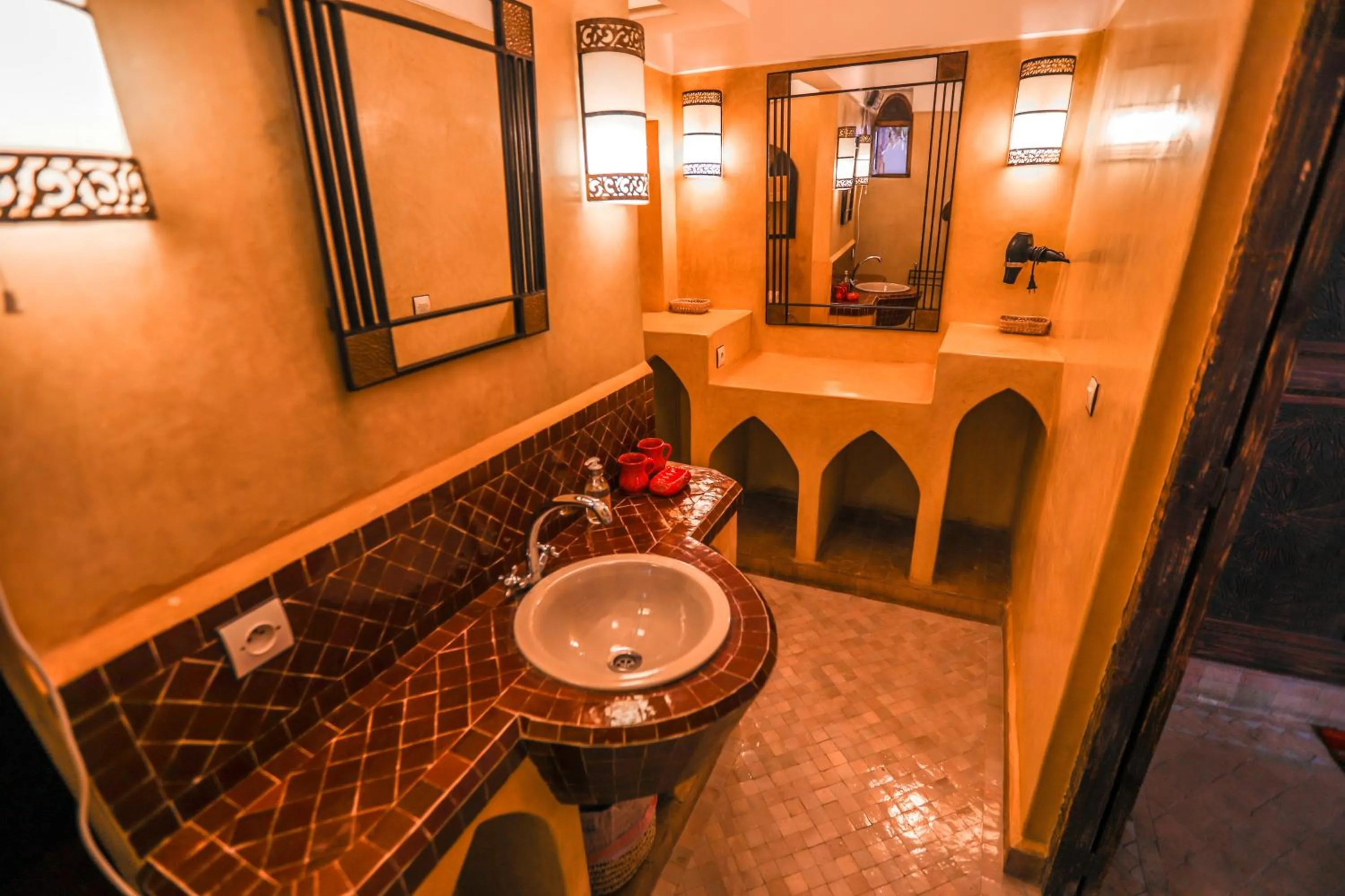 Shower in Riad Anya & SPA