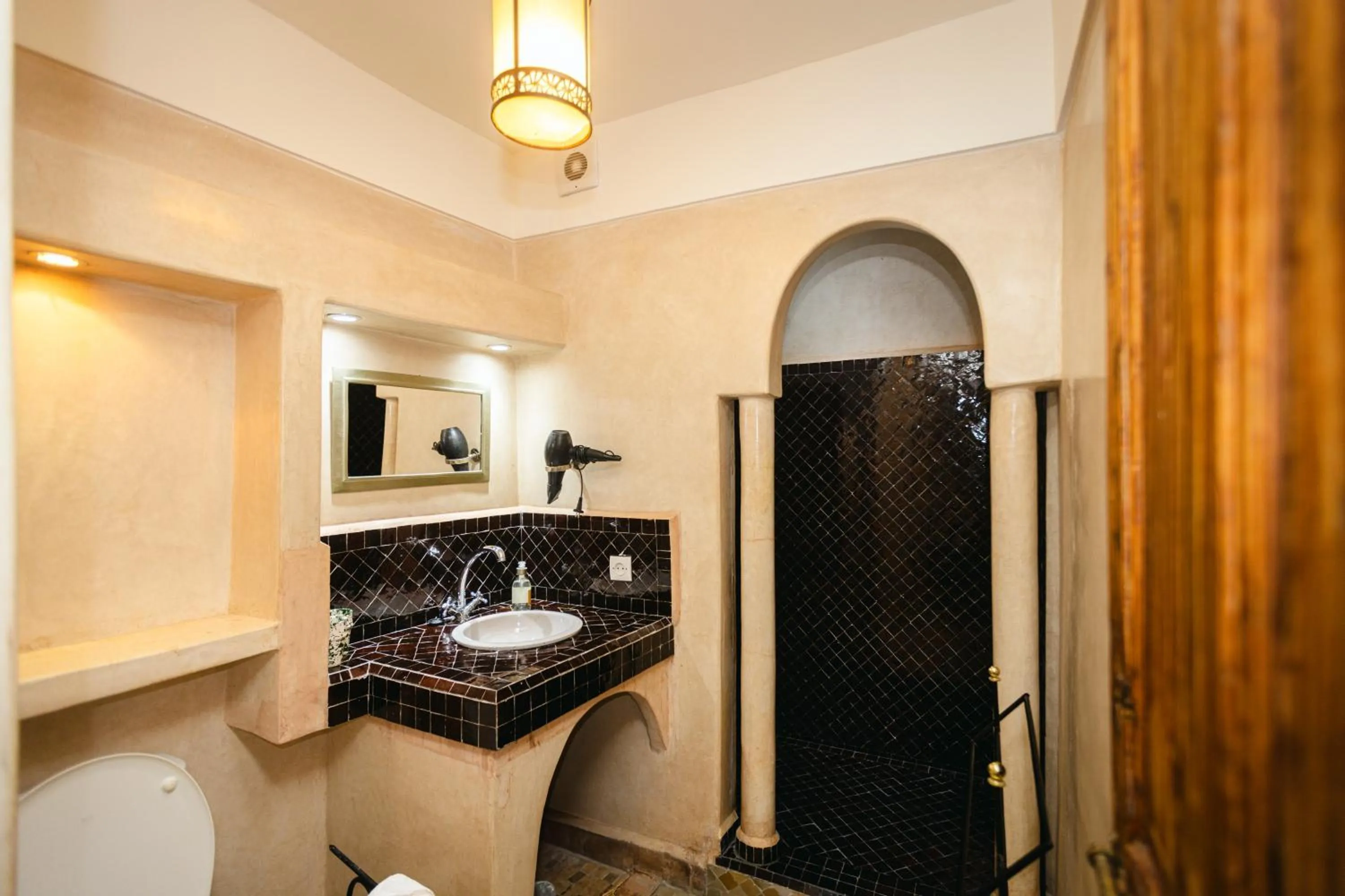 Bathroom in Riad Anya & SPA