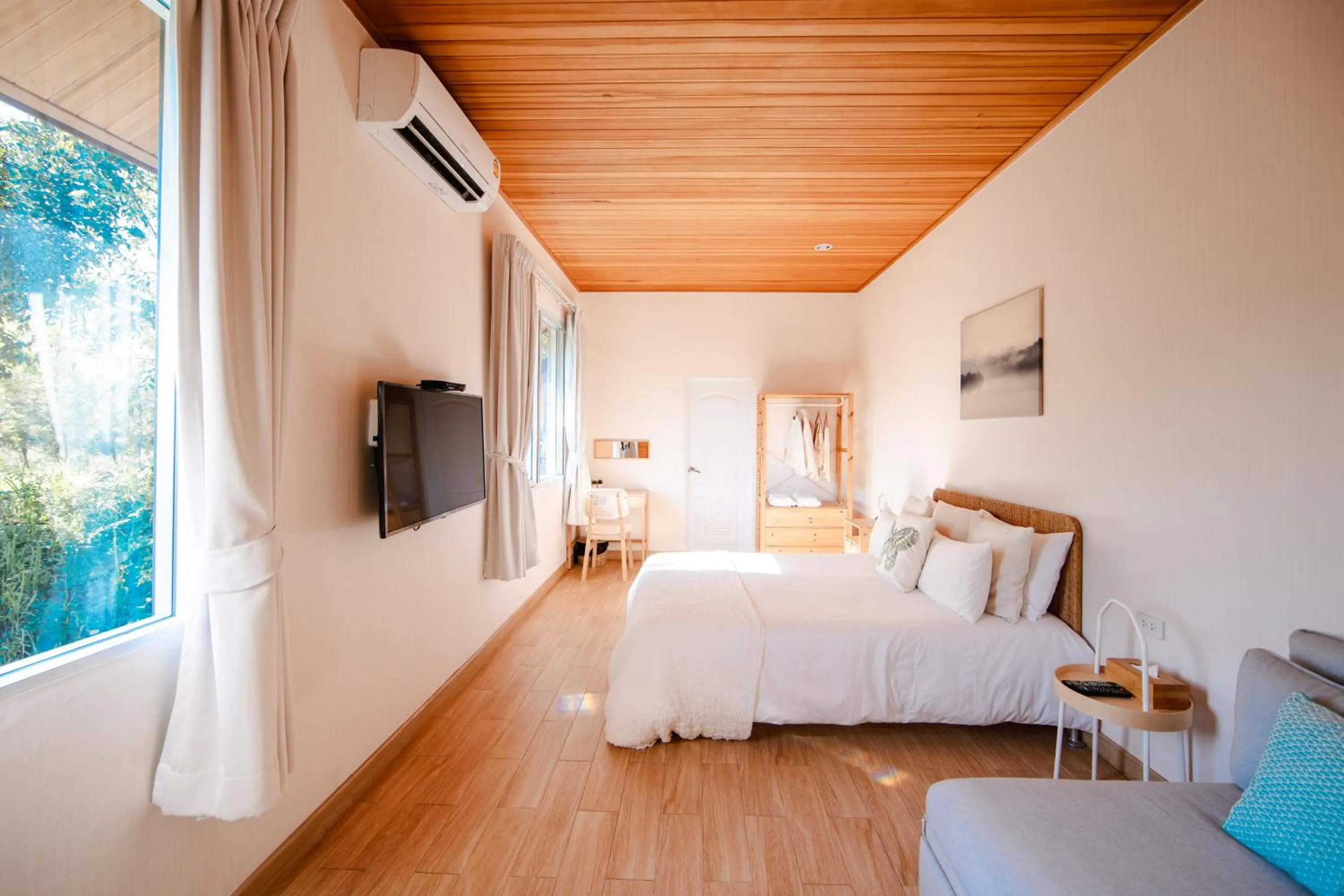 Bedroom, Bed in Thara Dara Khaoyai