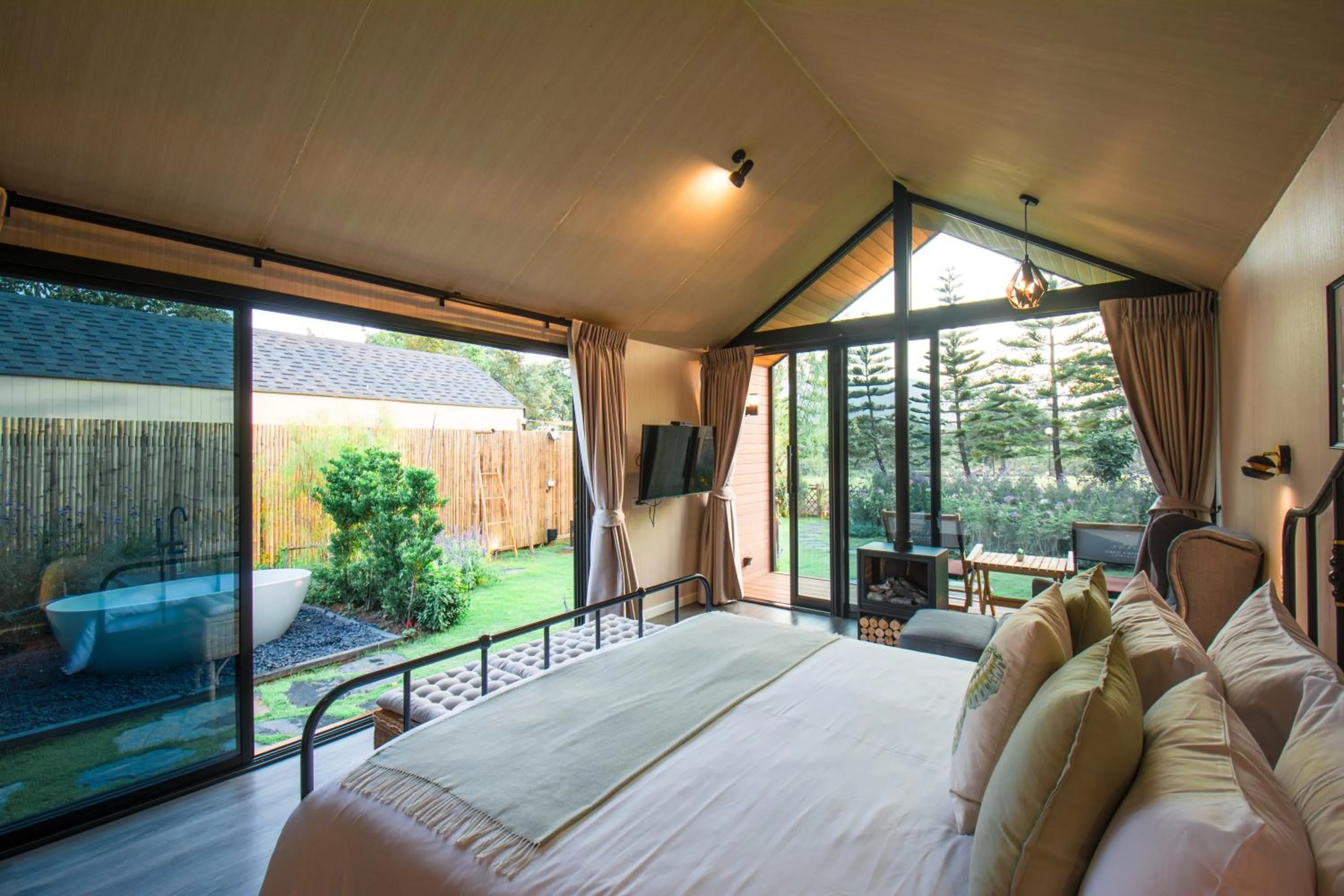 View (from property/room), Bed in Thara Dara Khaoyai