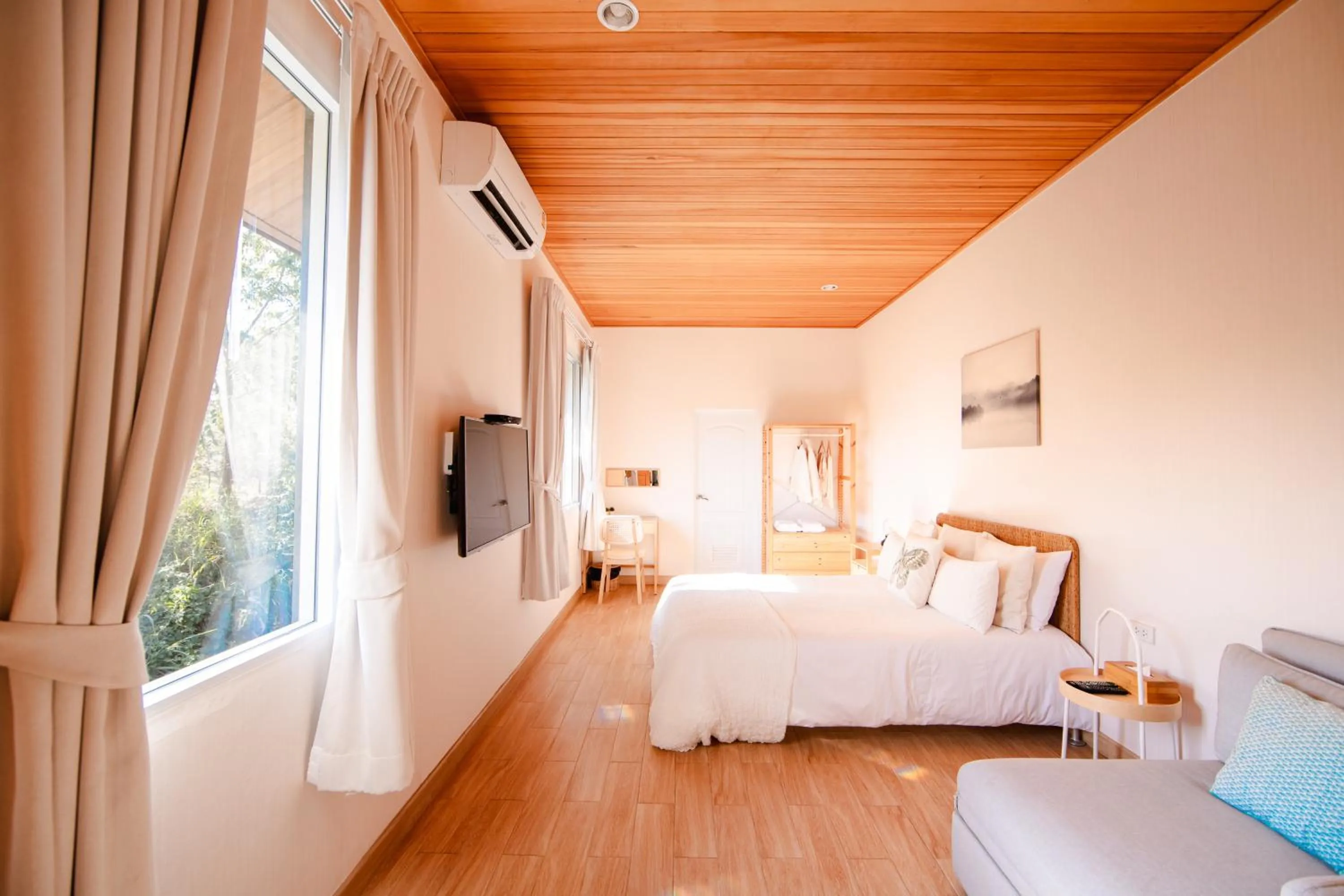 Bedroom, Bed in Thara Dara Khaoyai