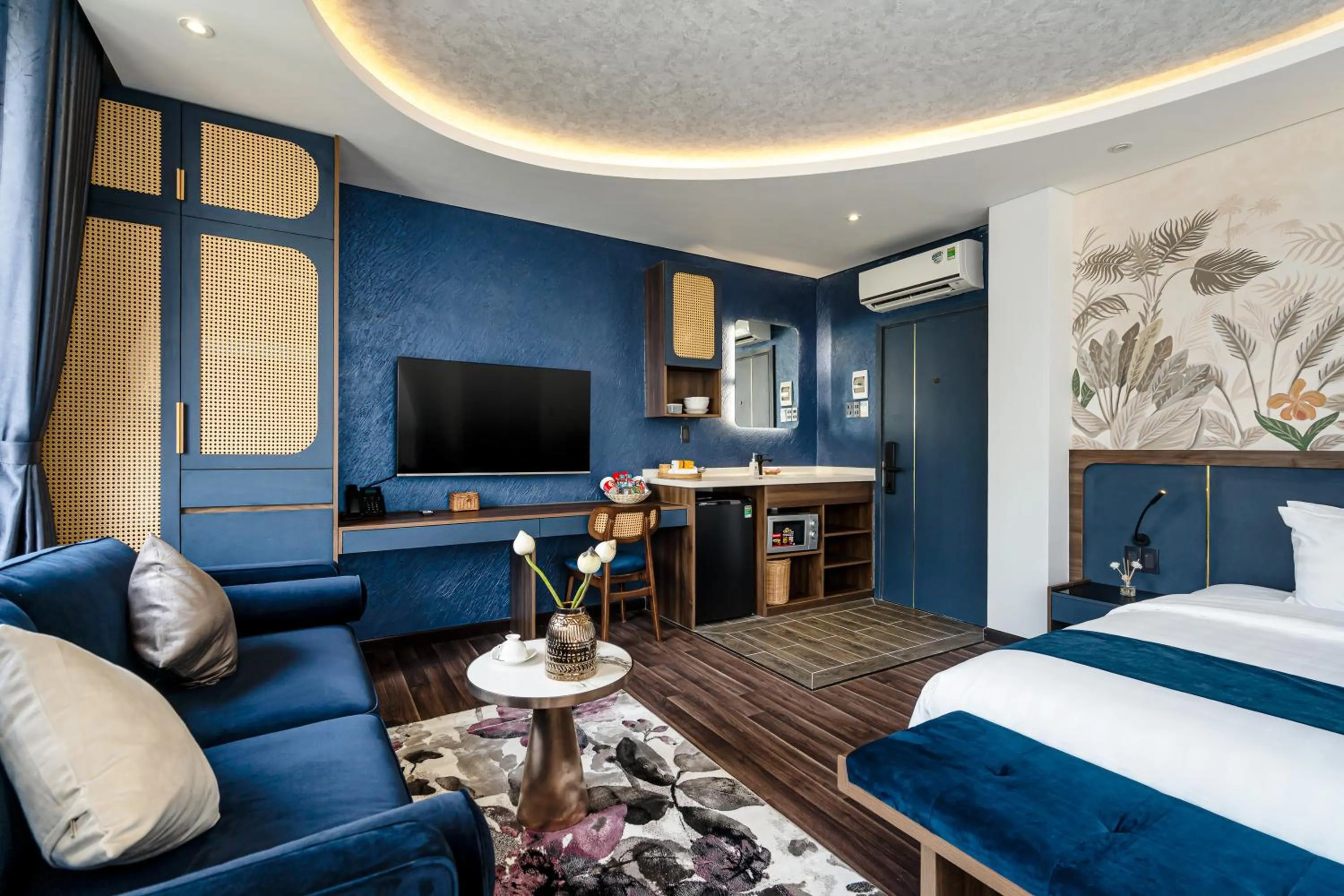 Living room, Bed in KunKin Garden Aparthotel