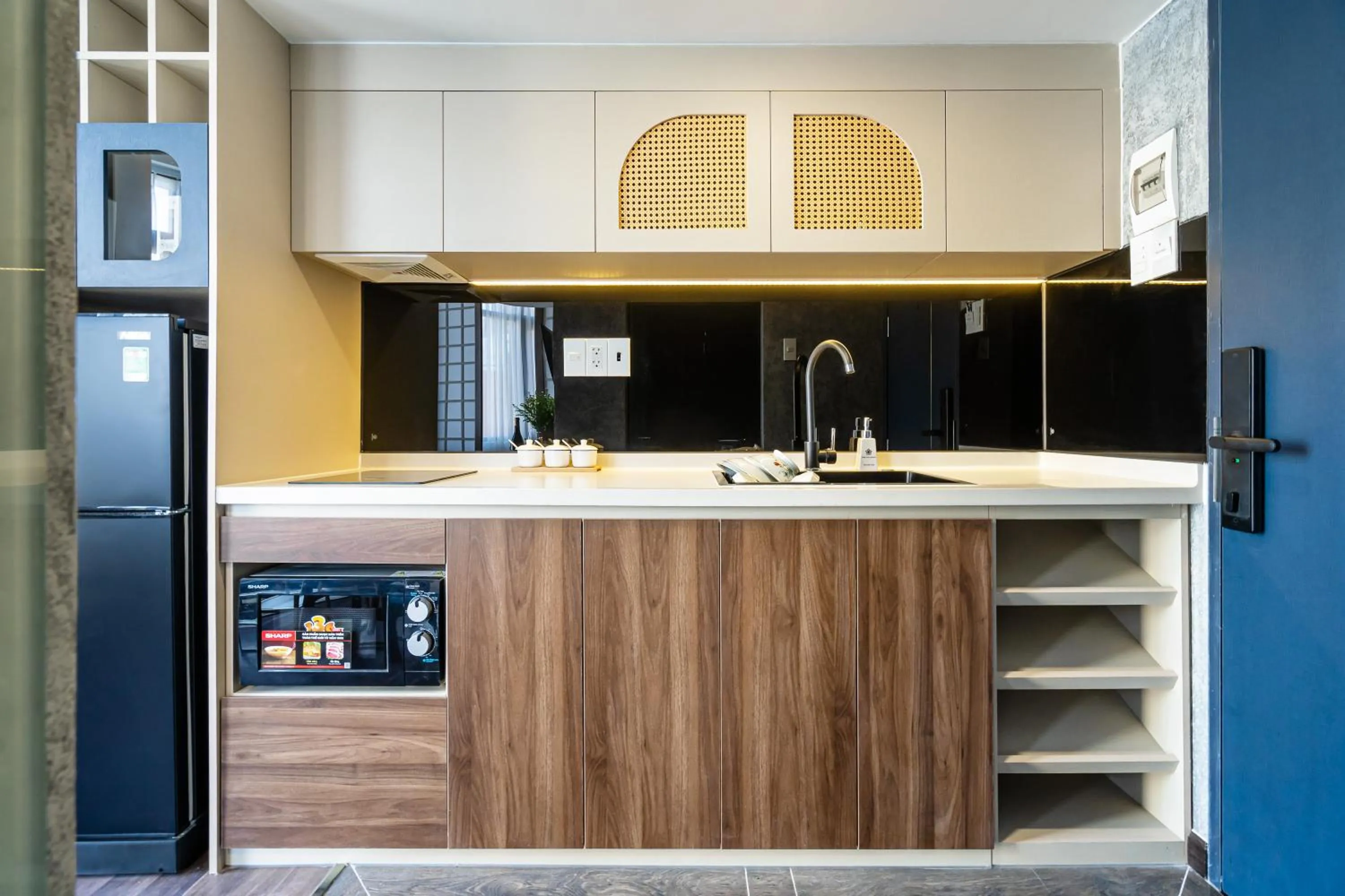 kitchen in KunKin Garden Aparthotel