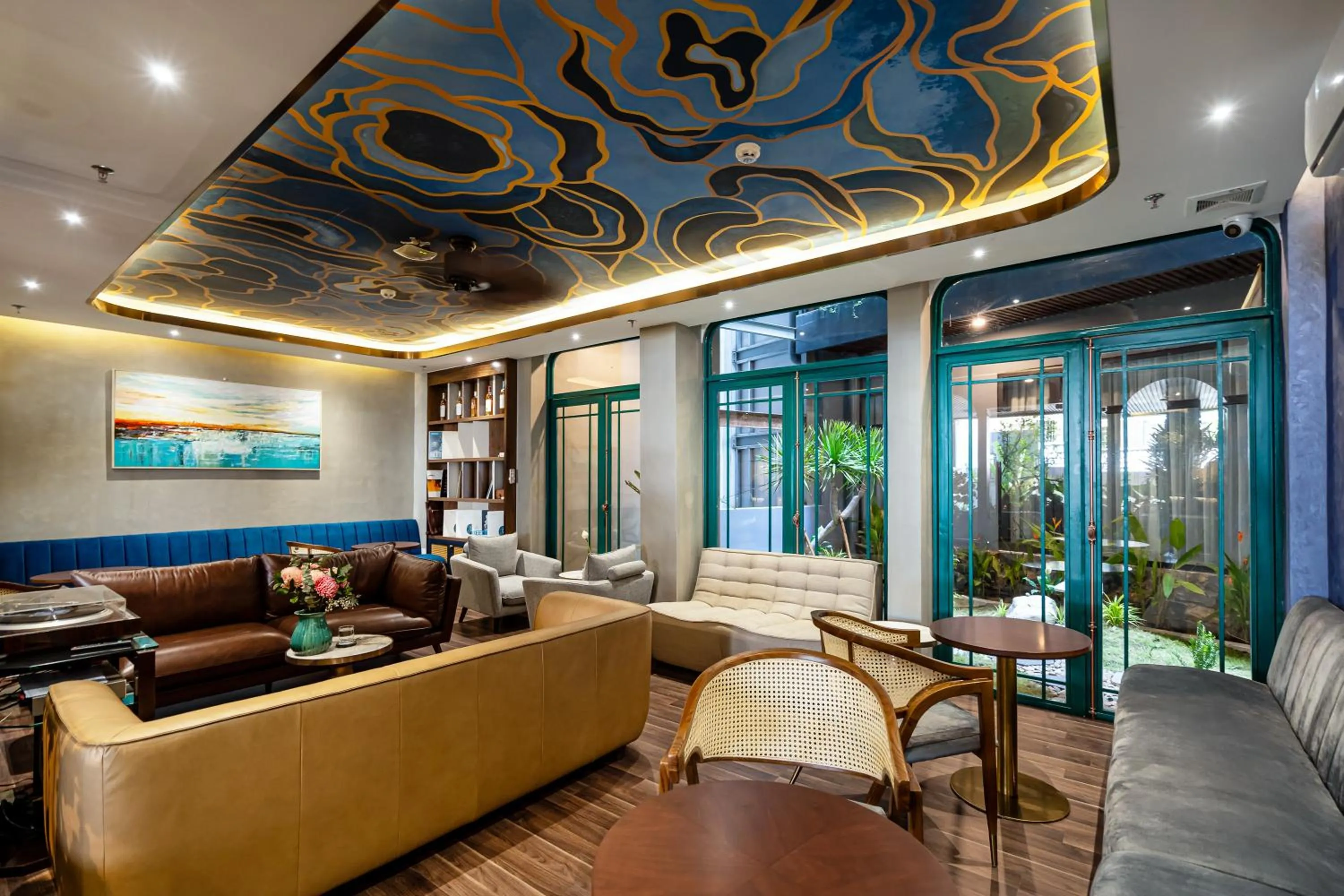 Lounge or bar in KunKin Garden Aparthotel