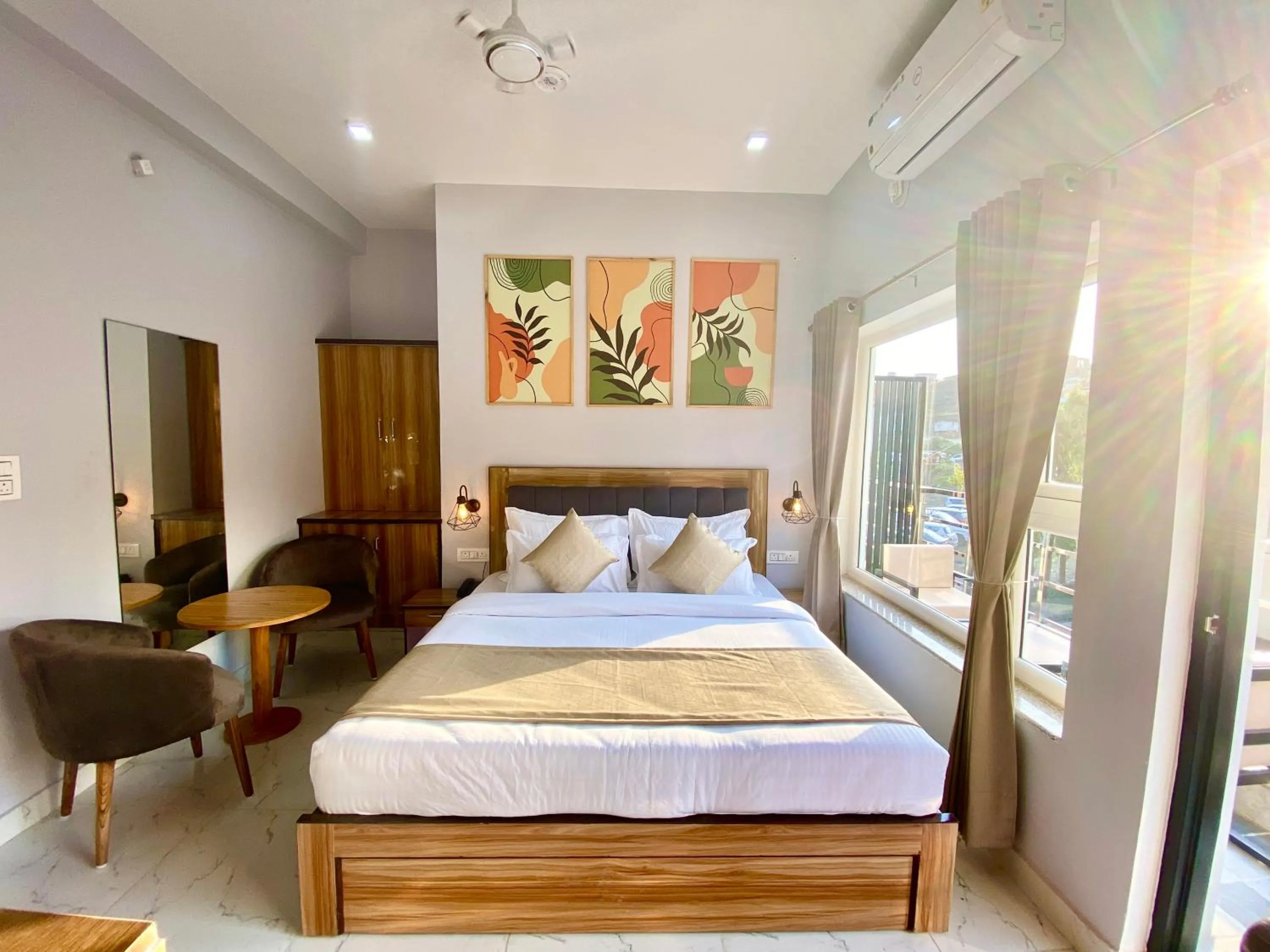 Bed in Hotel Wraveler Inn