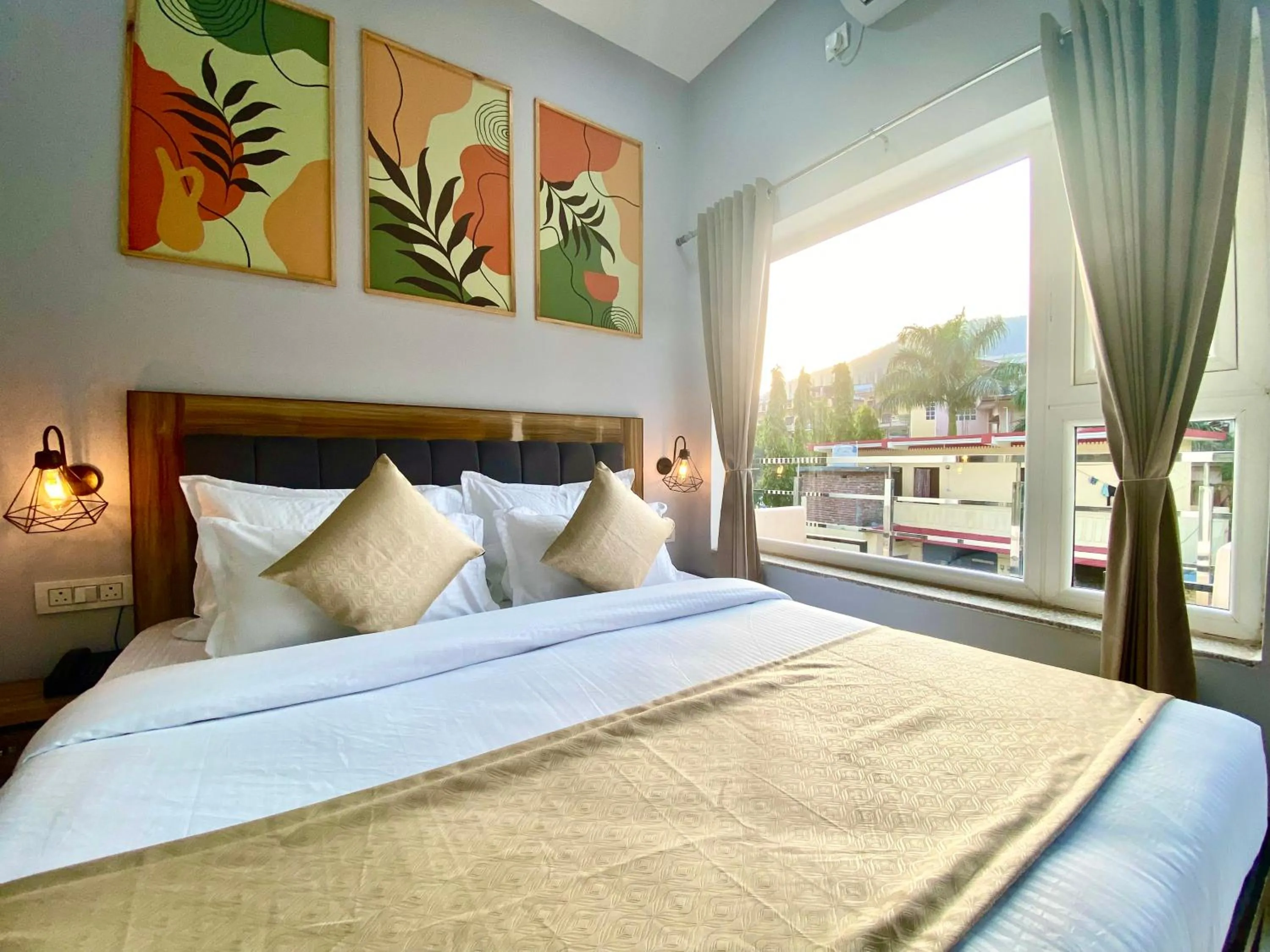 Bed in Hotel Wraveler Inn