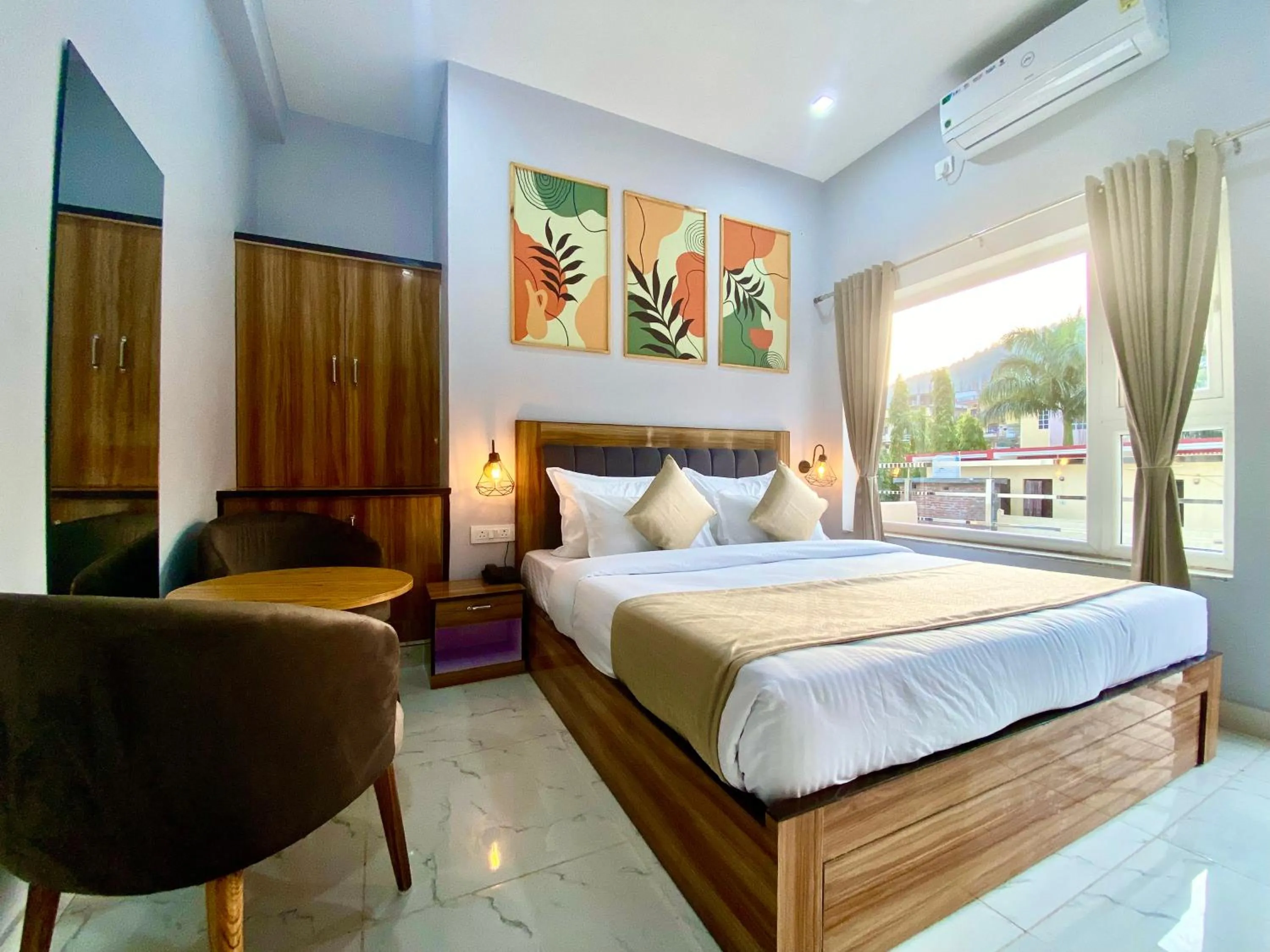 Bed in Hotel Wraveler Inn