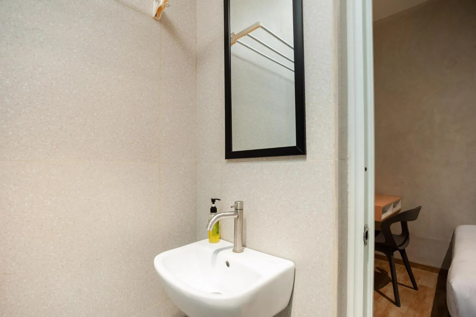 Bathroom in Sans Pasar Lama Tangerang