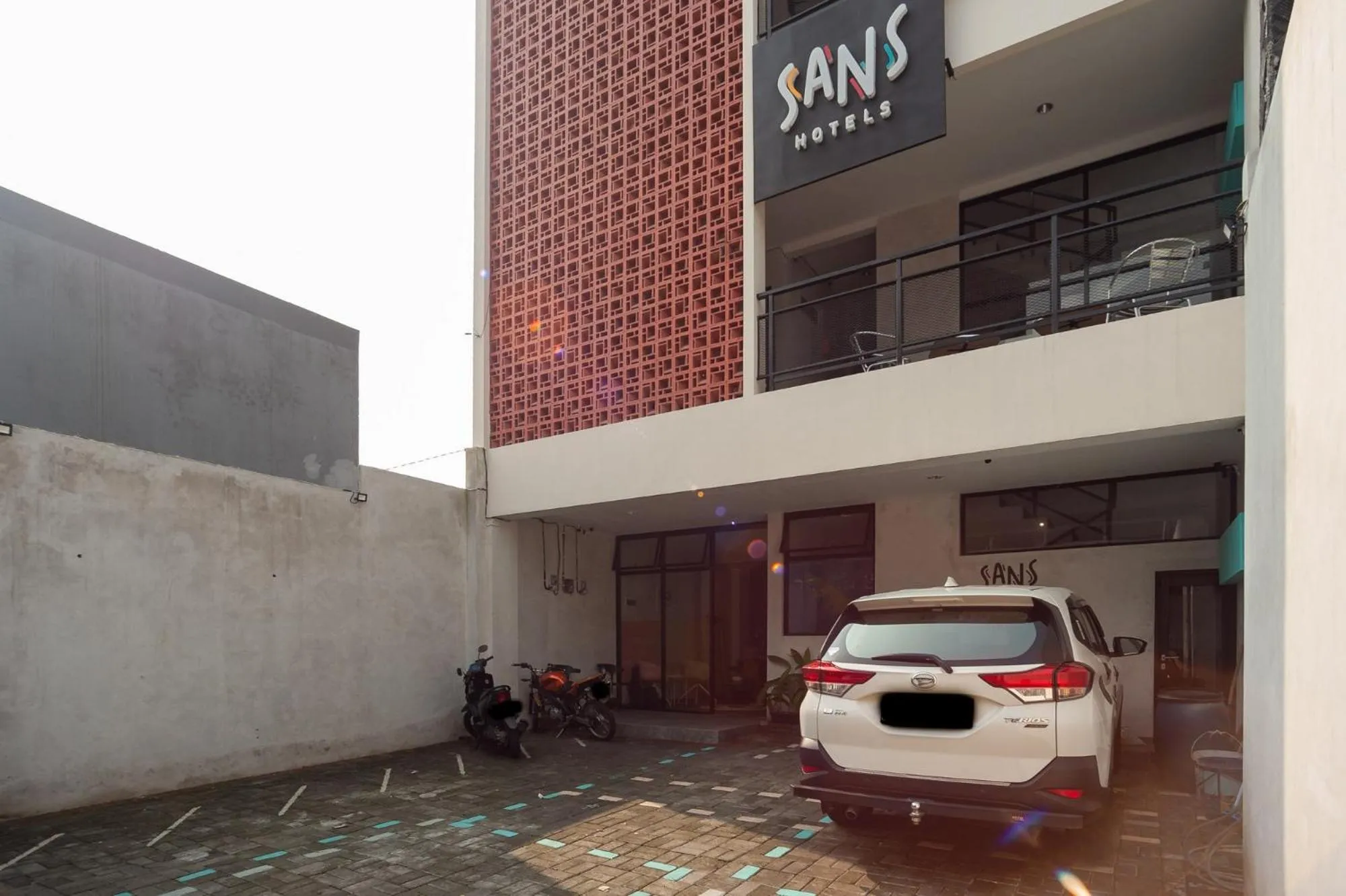 Property building in Sans Pasar Lama Tangerang