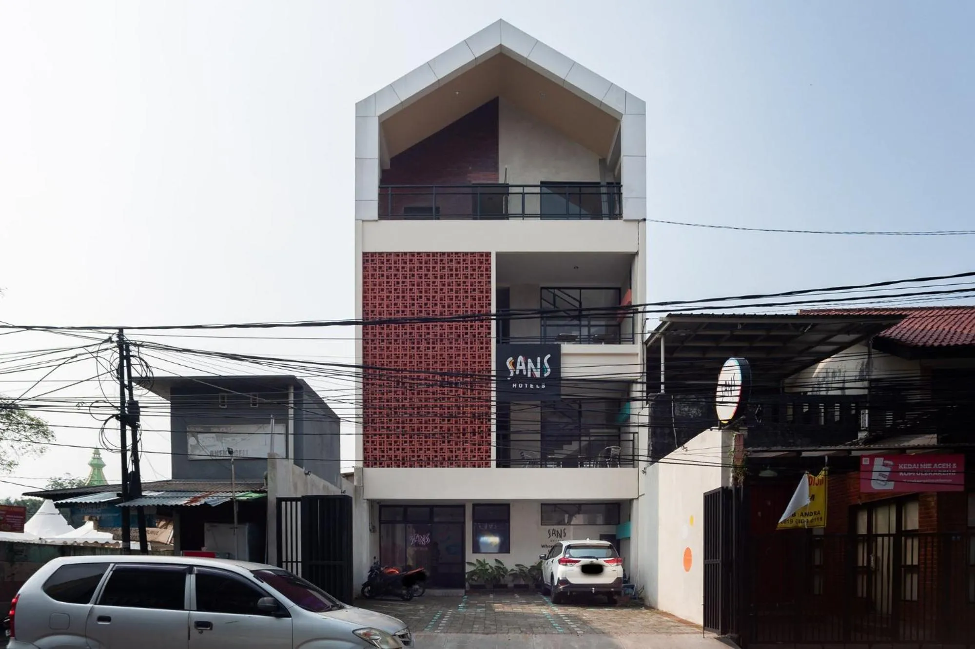 Property building in Sans Pasar Lama Tangerang