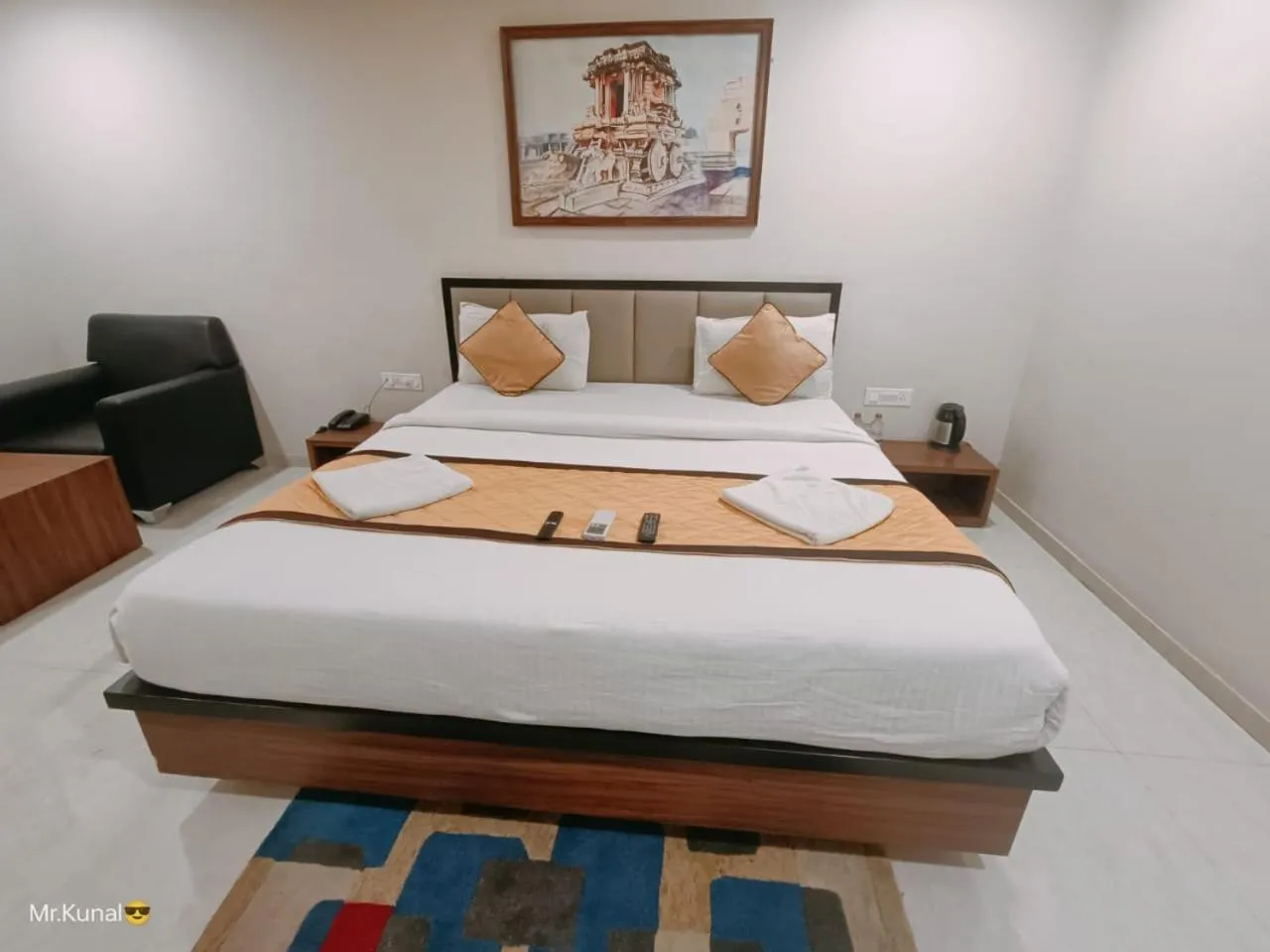 Bed in VOV Hotels Vijayapura