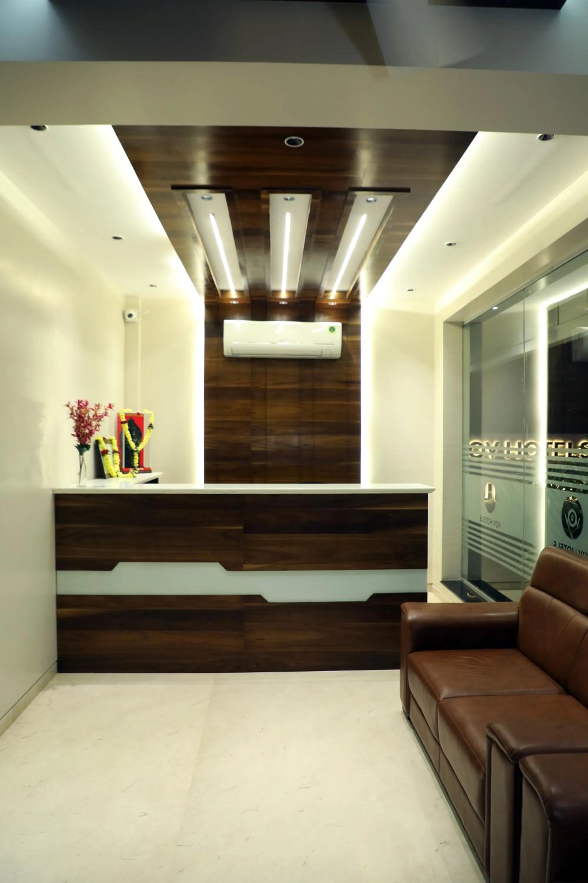 Lobby or reception in VOV Hotels Vijayapura