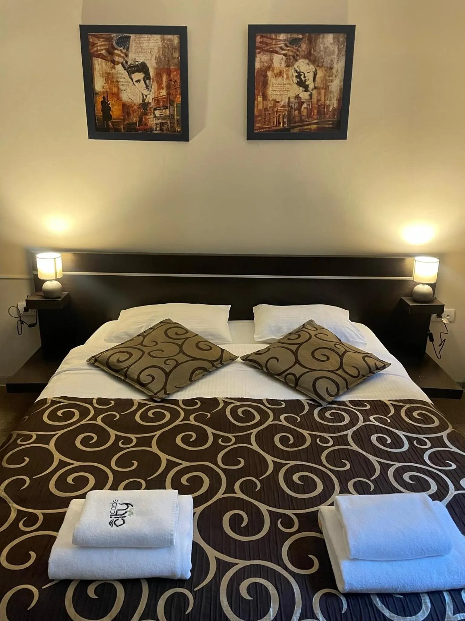 Bed in City Code In Joy