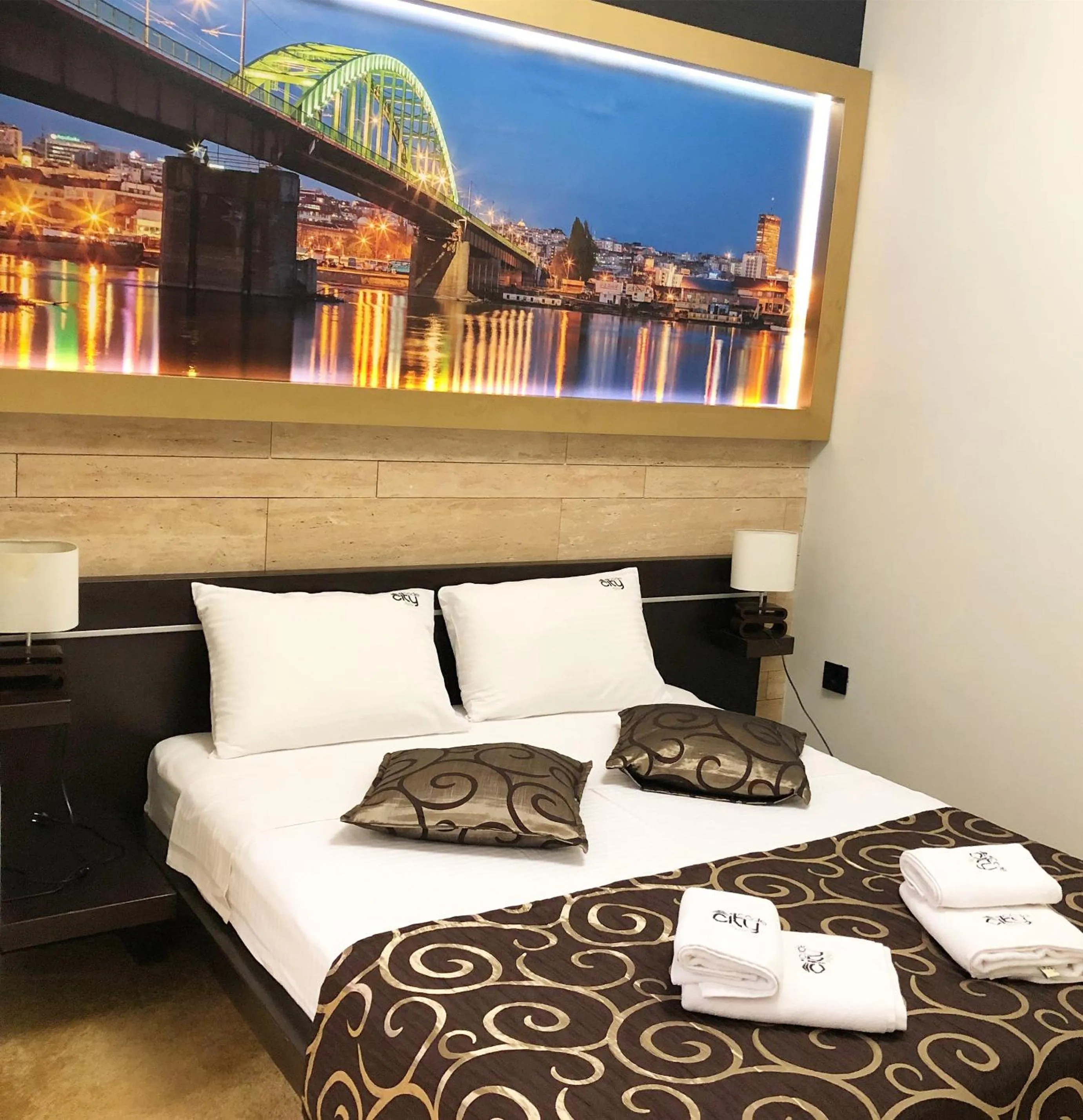 Bed in City Code In Joy