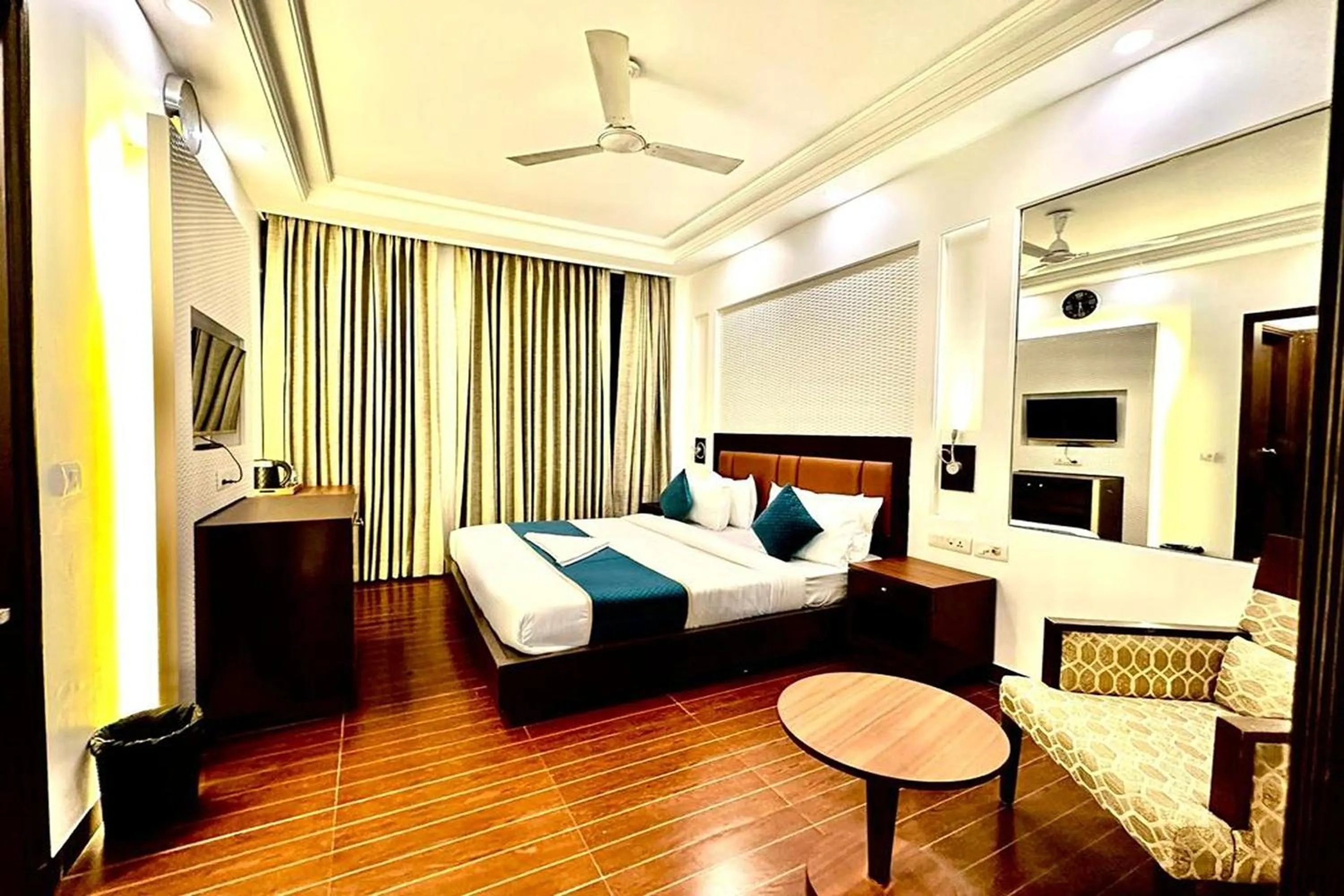 Bed in Hotel The Imperio