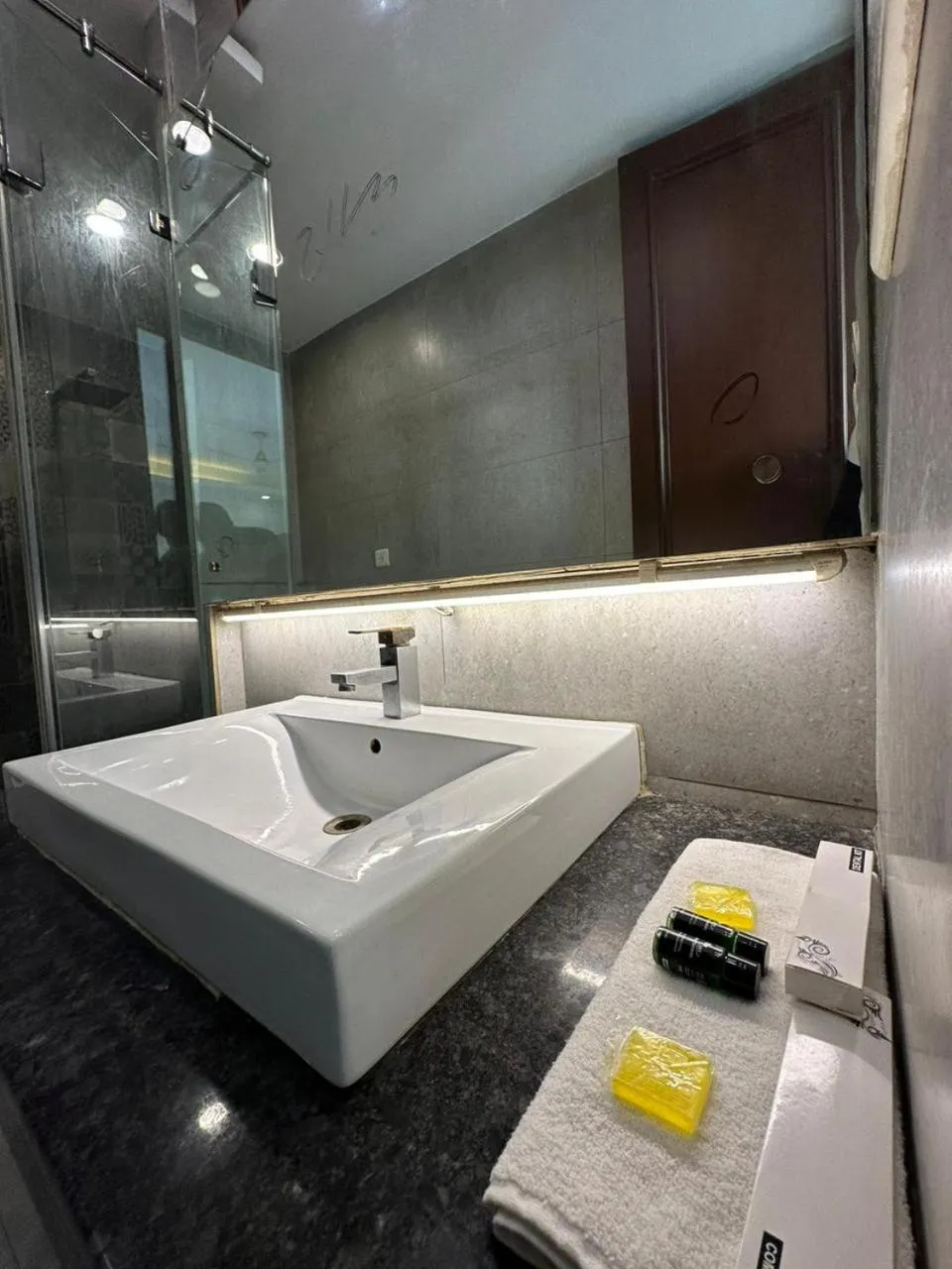 Bathroom in Hotel The Imperio