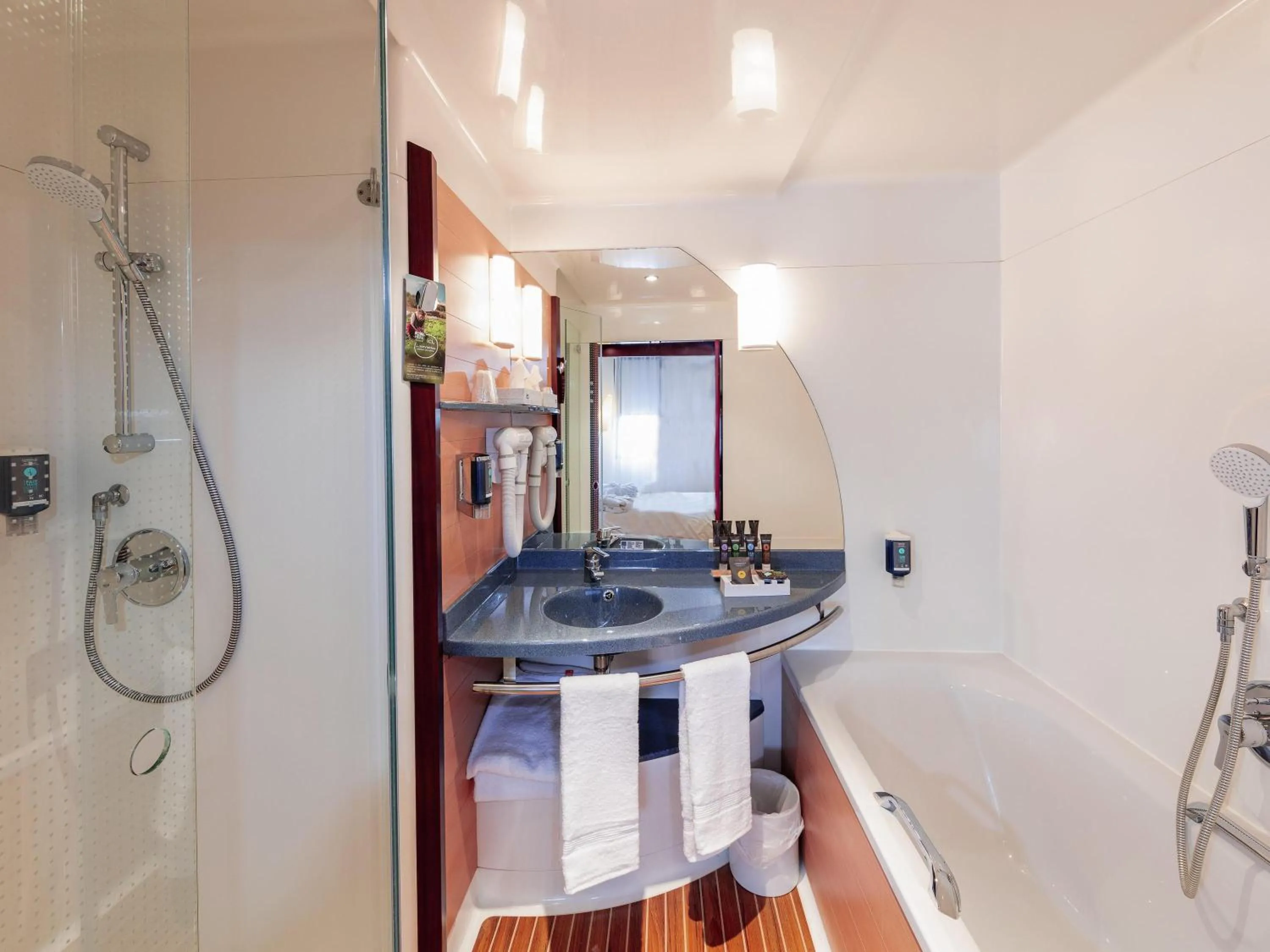 Bedroom in Novotel Marrakech Hivernage