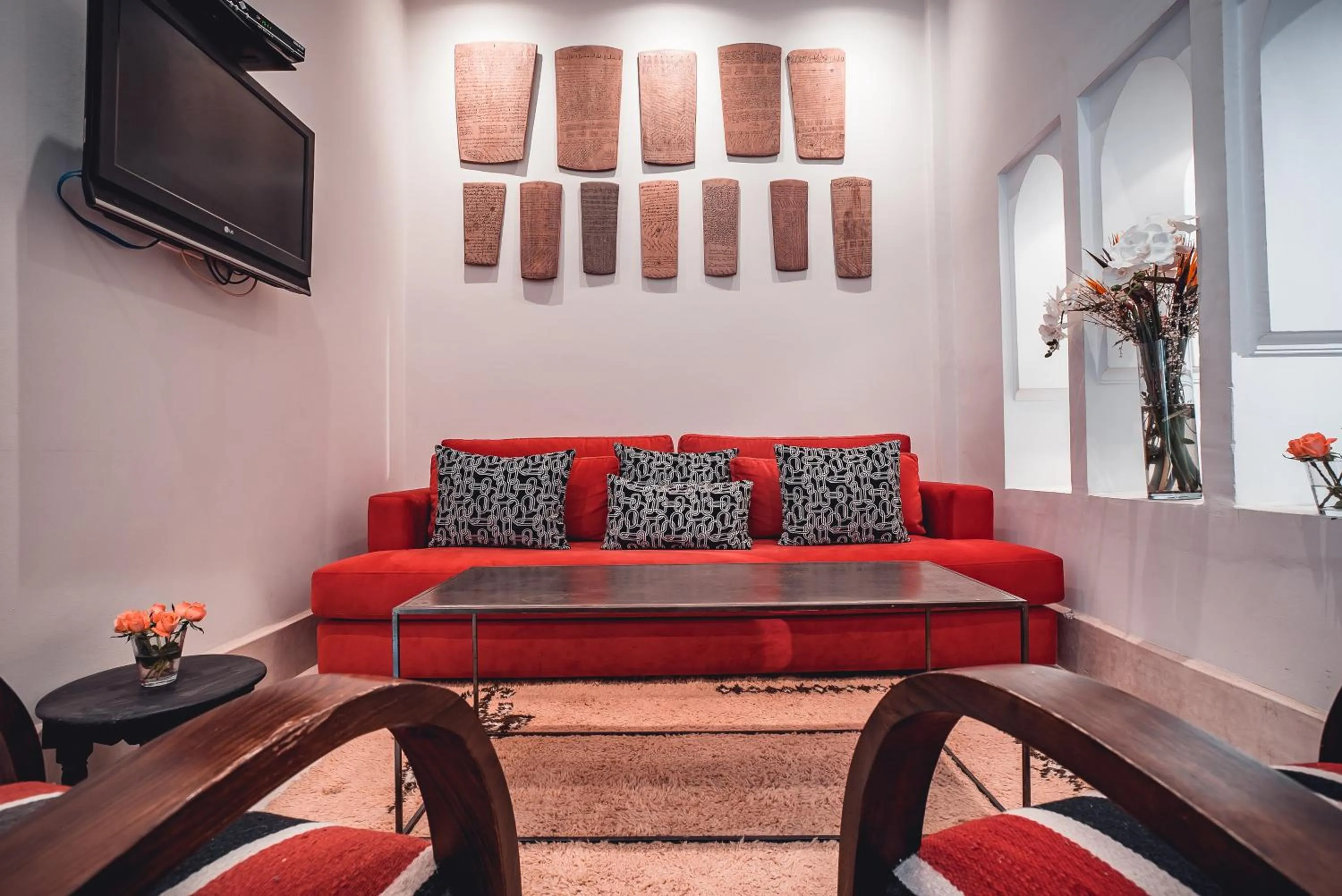 Communal lounge/ TV room in Ambre Epices Medina Riad