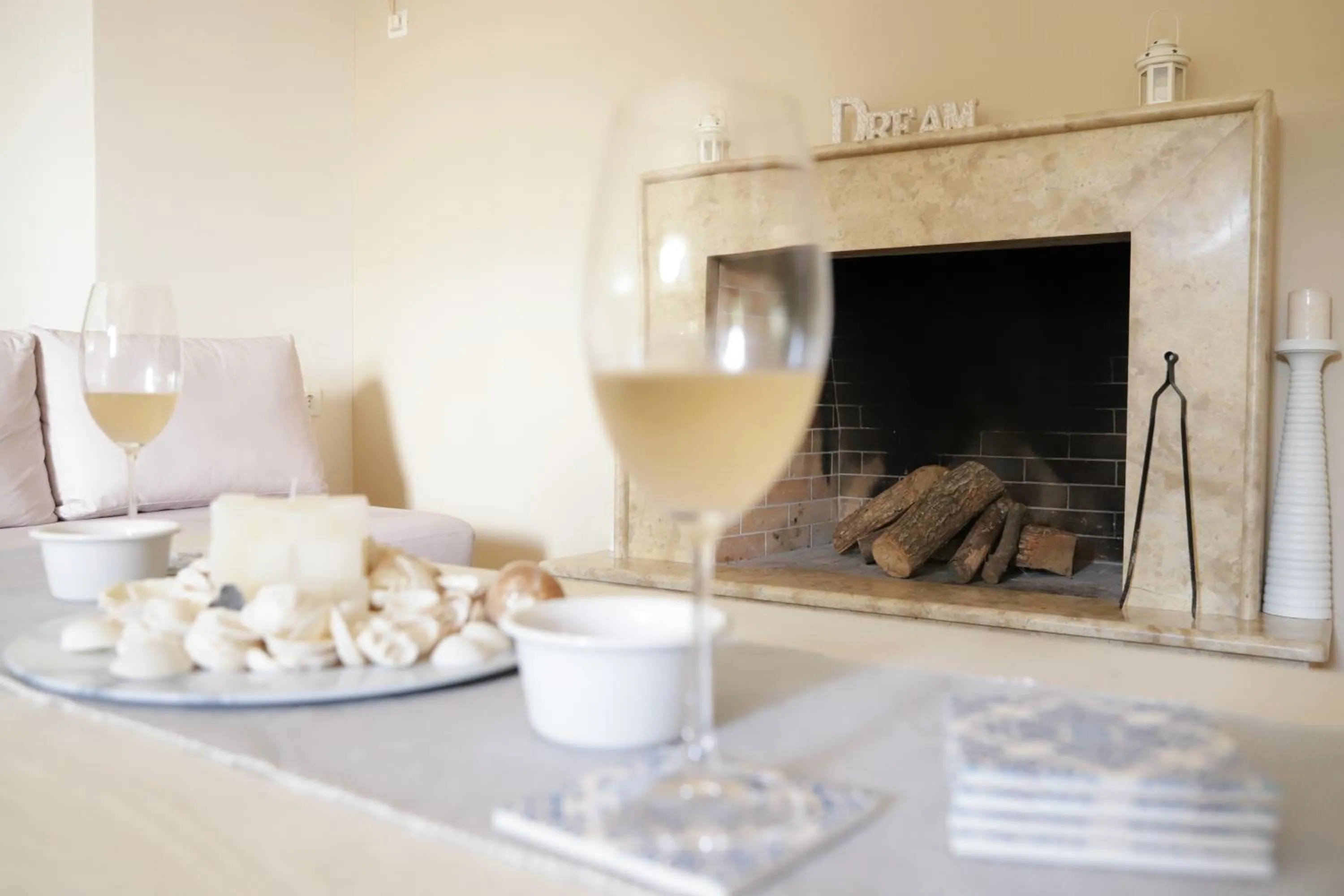 Food and drinks in Perfect home for Relaxing