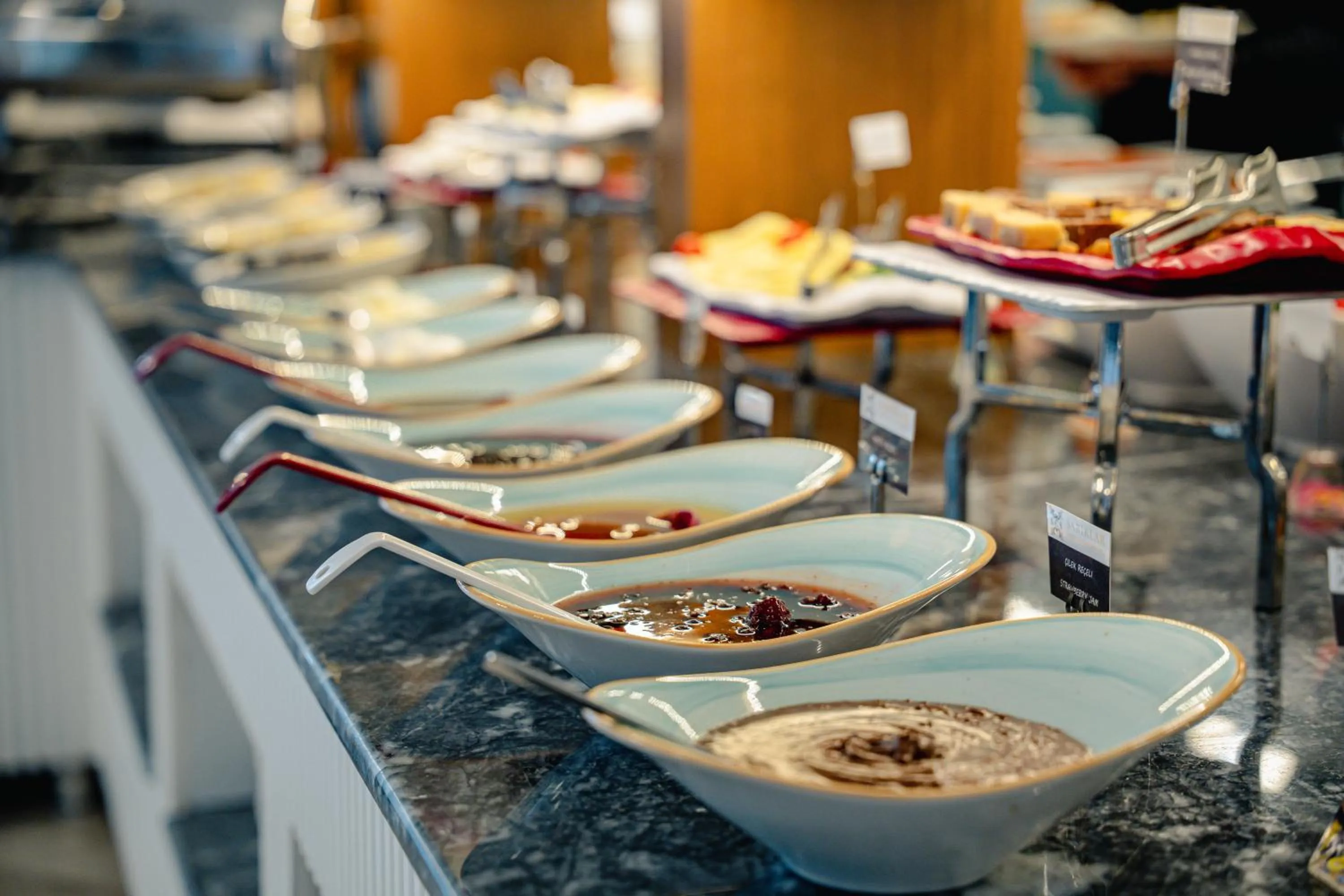 Buffet breakfast in Sabırlar City Suites Hotel