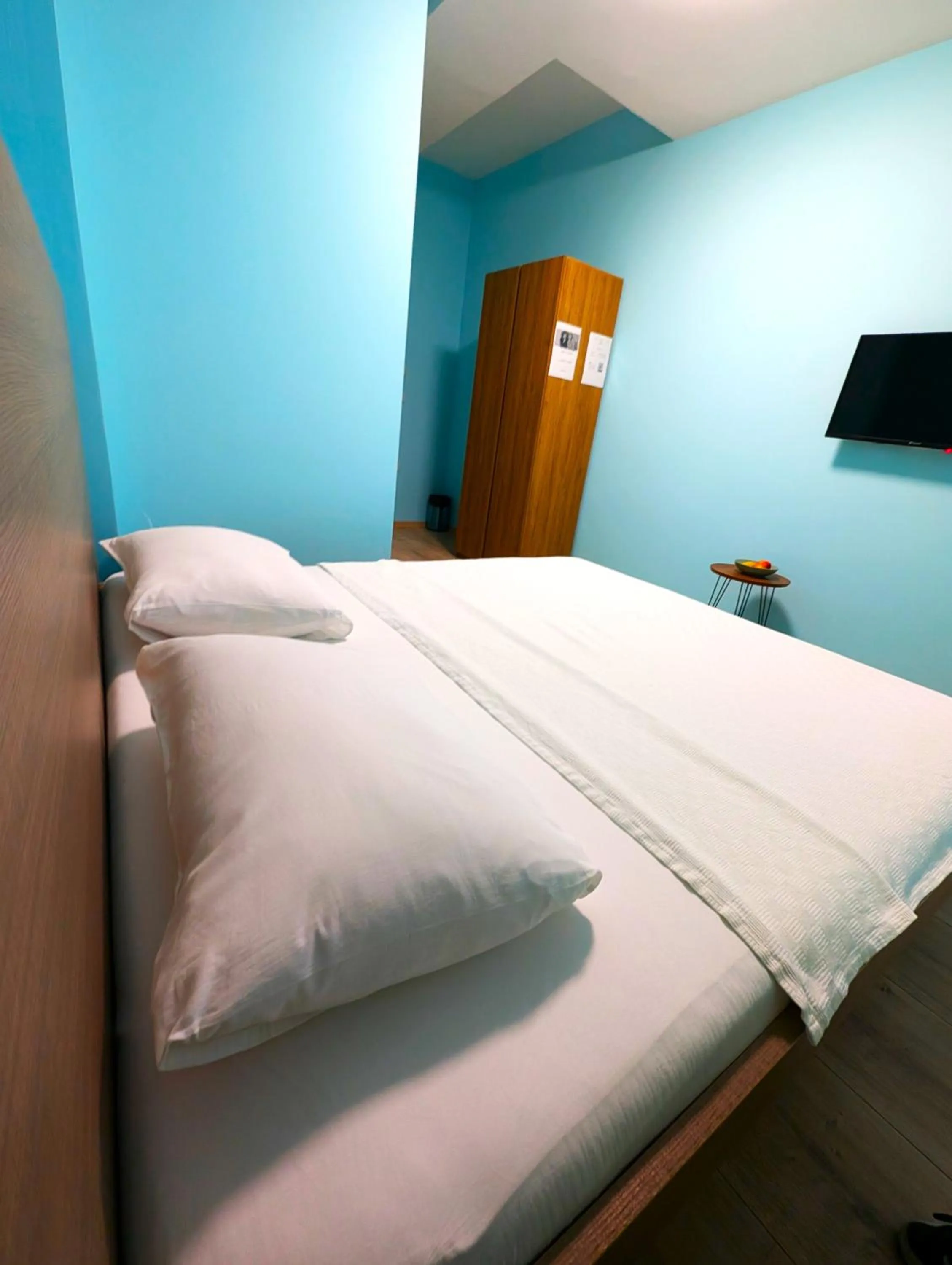 Bed in Easy Apartments