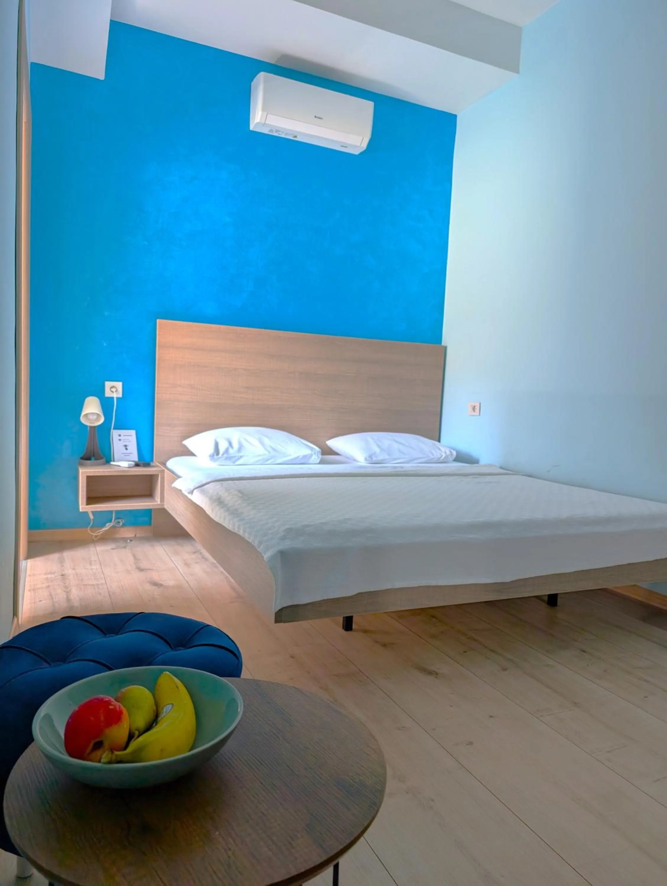 Bed in Easy Apartments