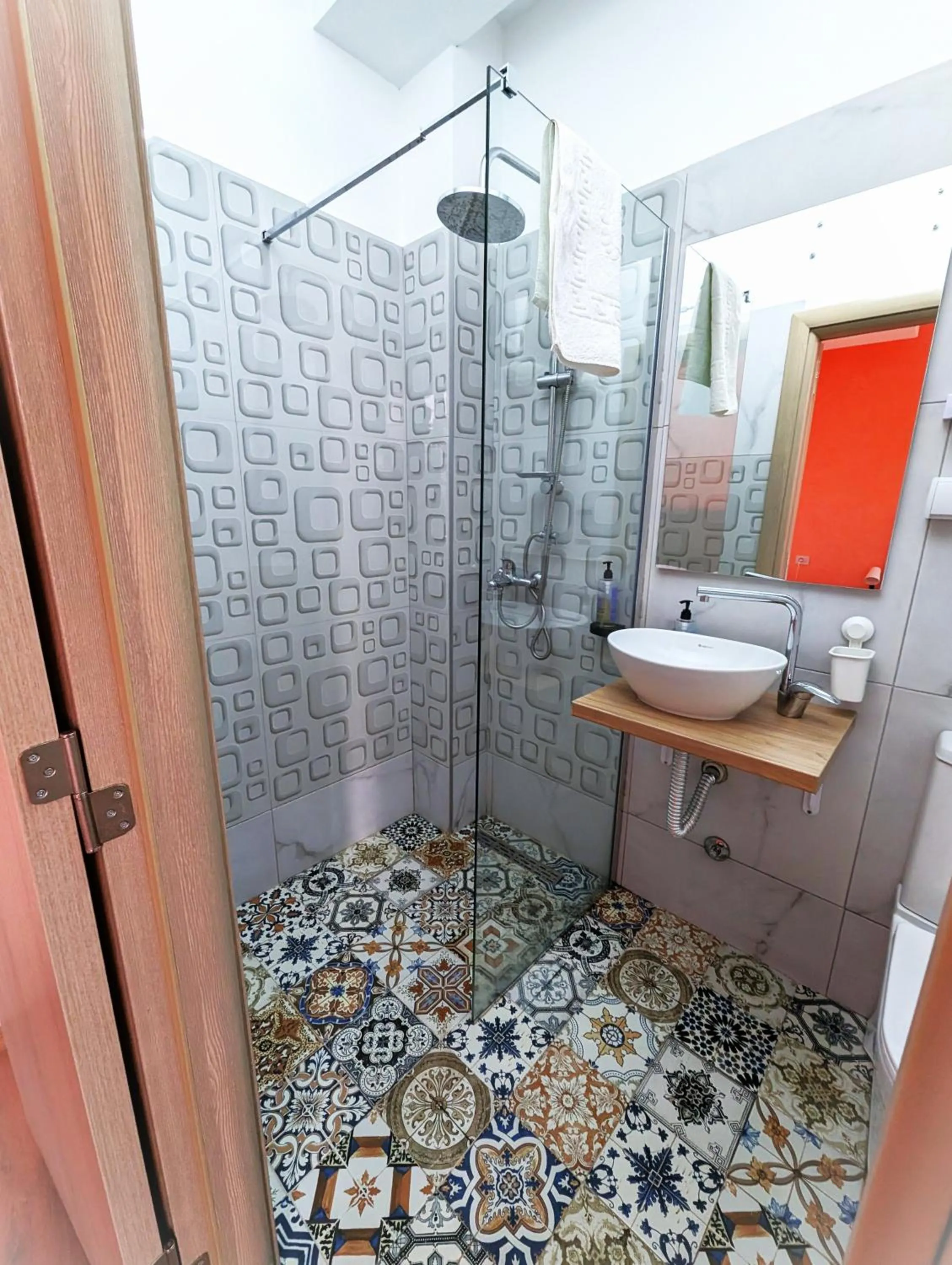 Shower in Easy Apartments