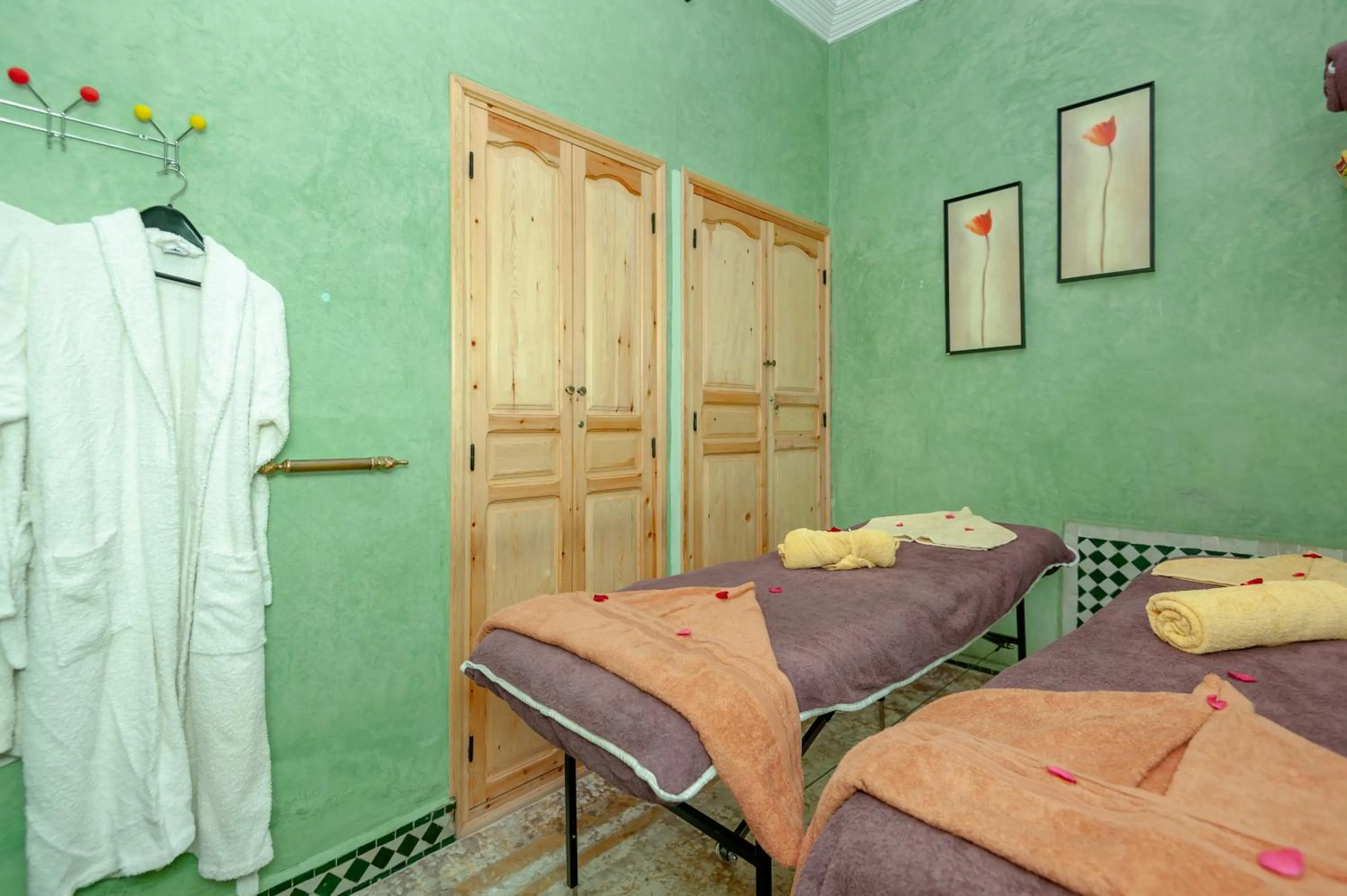 Photo of the whole room, Bed in Riad Losra