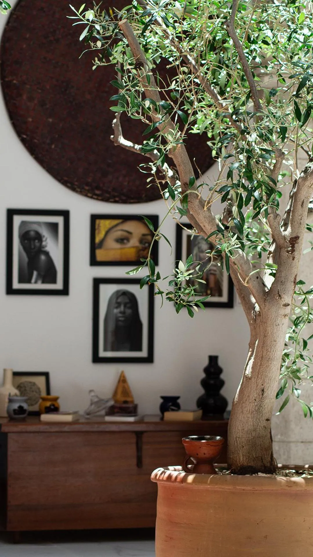 Decorative detail in Riad Al Manara
